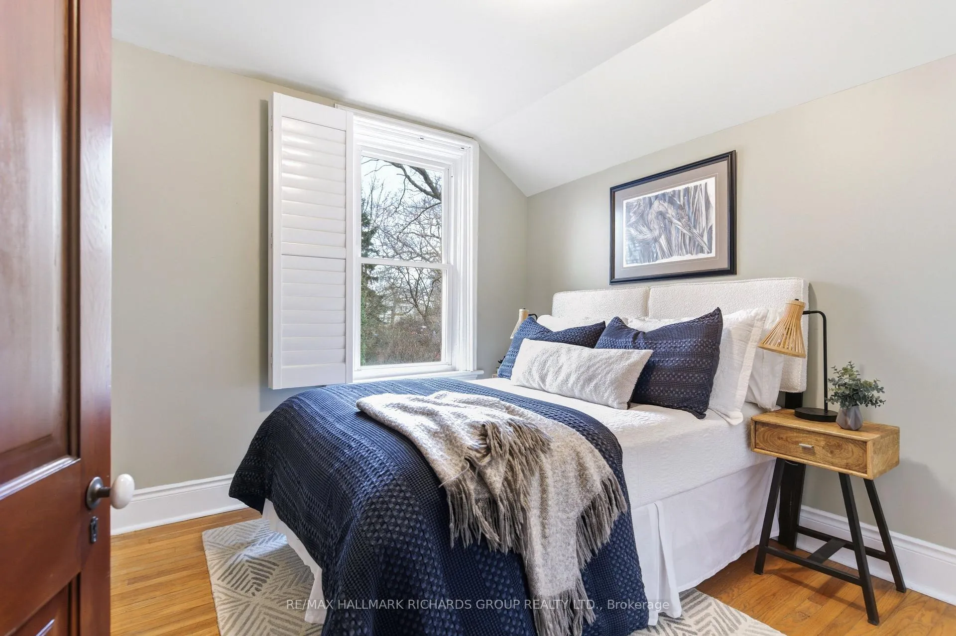 Photo 25 of 33 Swanwick Avenue, Toronto, East End-Danforth — HOMEH