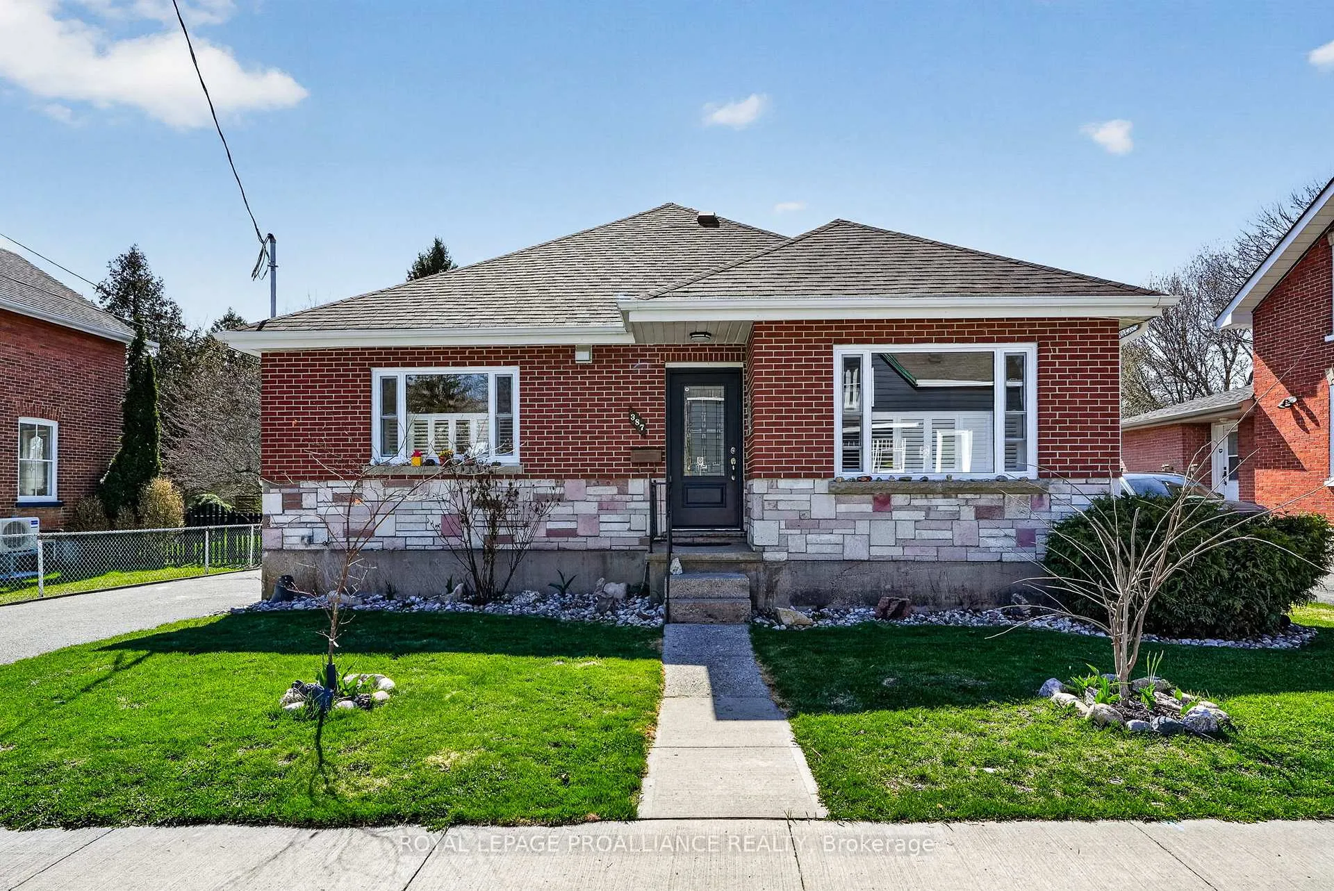 Photo 1 of 387 Mathew Street, Cobourg — HOMEH