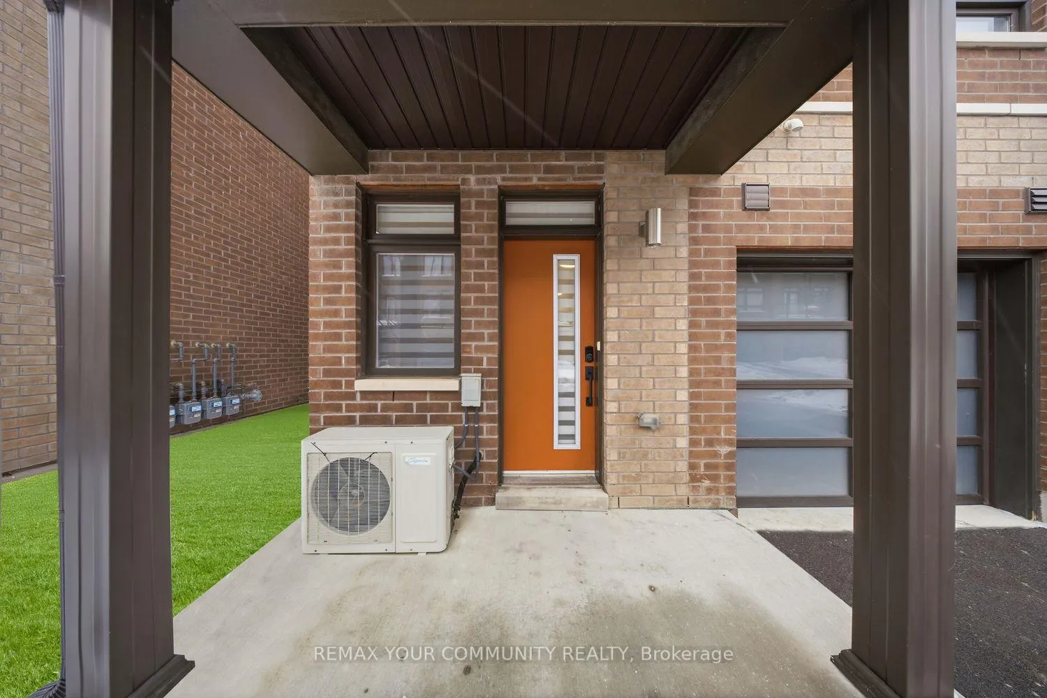 Photo 3 of 21 Hearne Street, Vaughan, Vaughan Grove — HOMEH