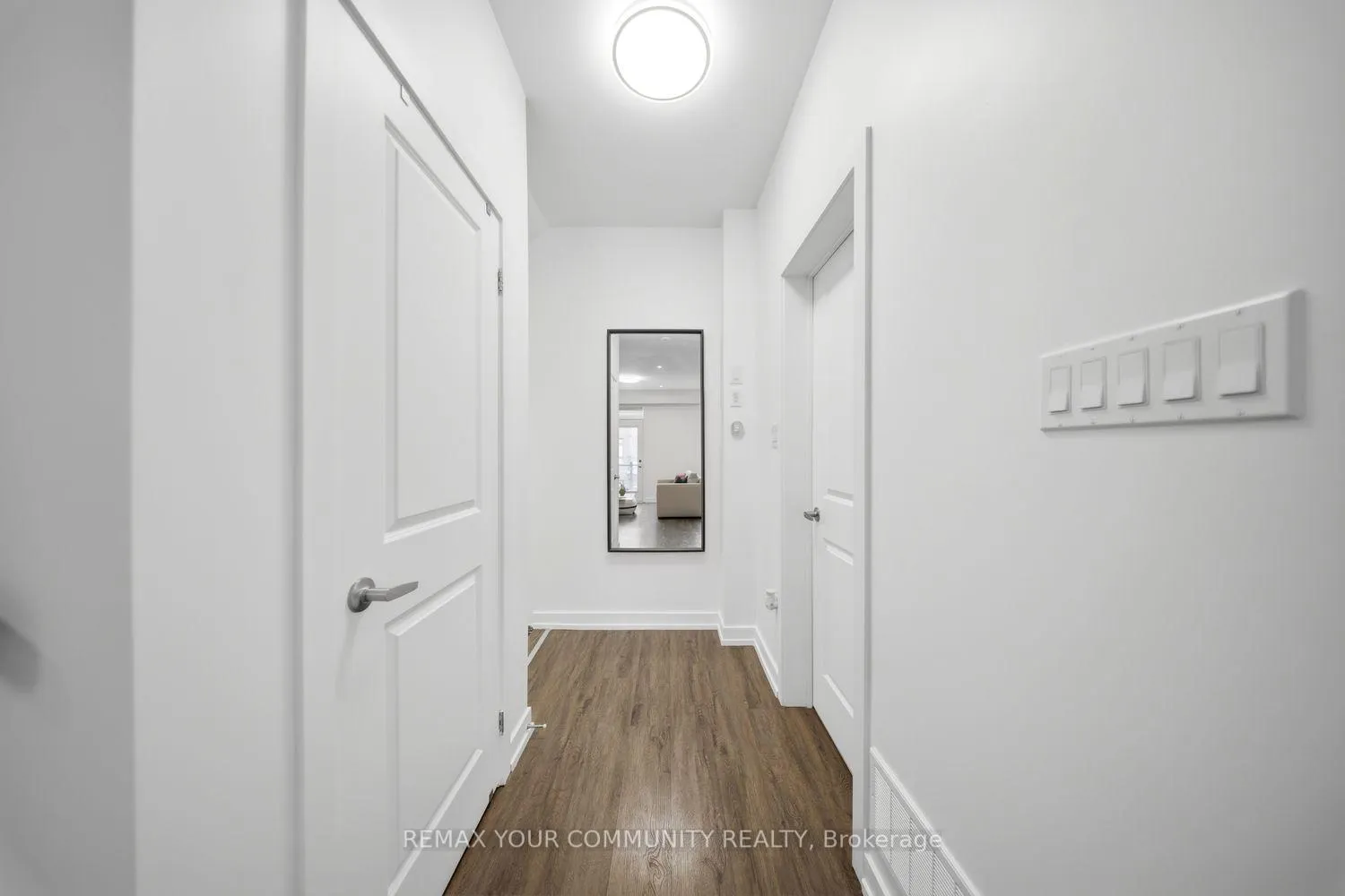 Photo 8 of 21 Hearne Street, Vaughan, Vaughan Grove — HOMEH