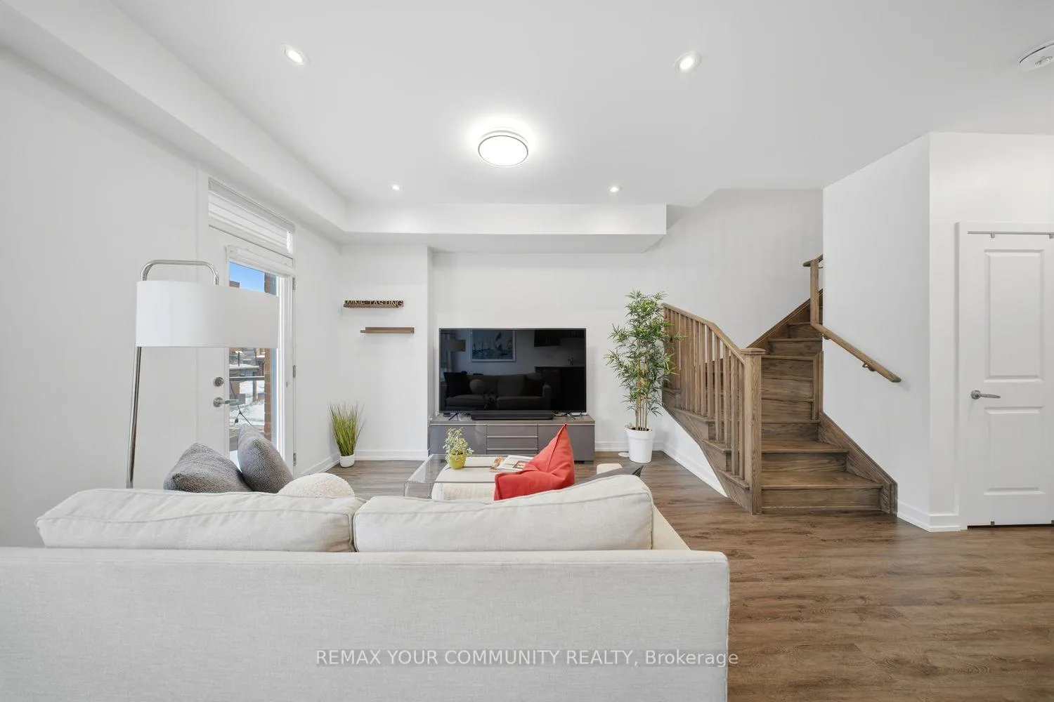 Photo 12 of 21 Hearne Street, Vaughan, Vaughan Grove — HOMEH