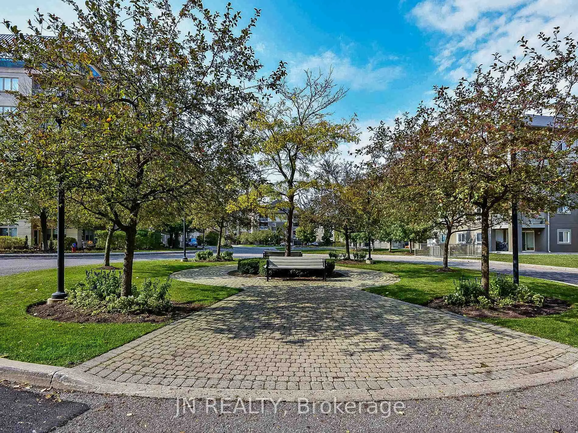 Photo 2 of Unit 109, 10 Dayspring Circle, Brampton, Goreway Drive Corridor — HOMEH
