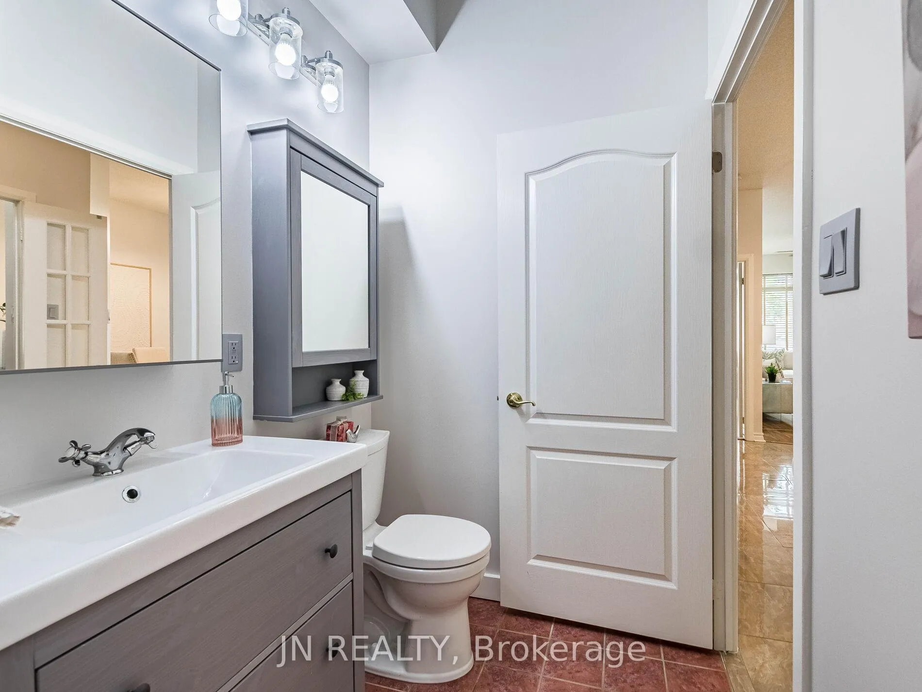 Photo 22 of Unit 109, 10 Dayspring Circle, Brampton, Goreway Drive Corridor — HOMEH