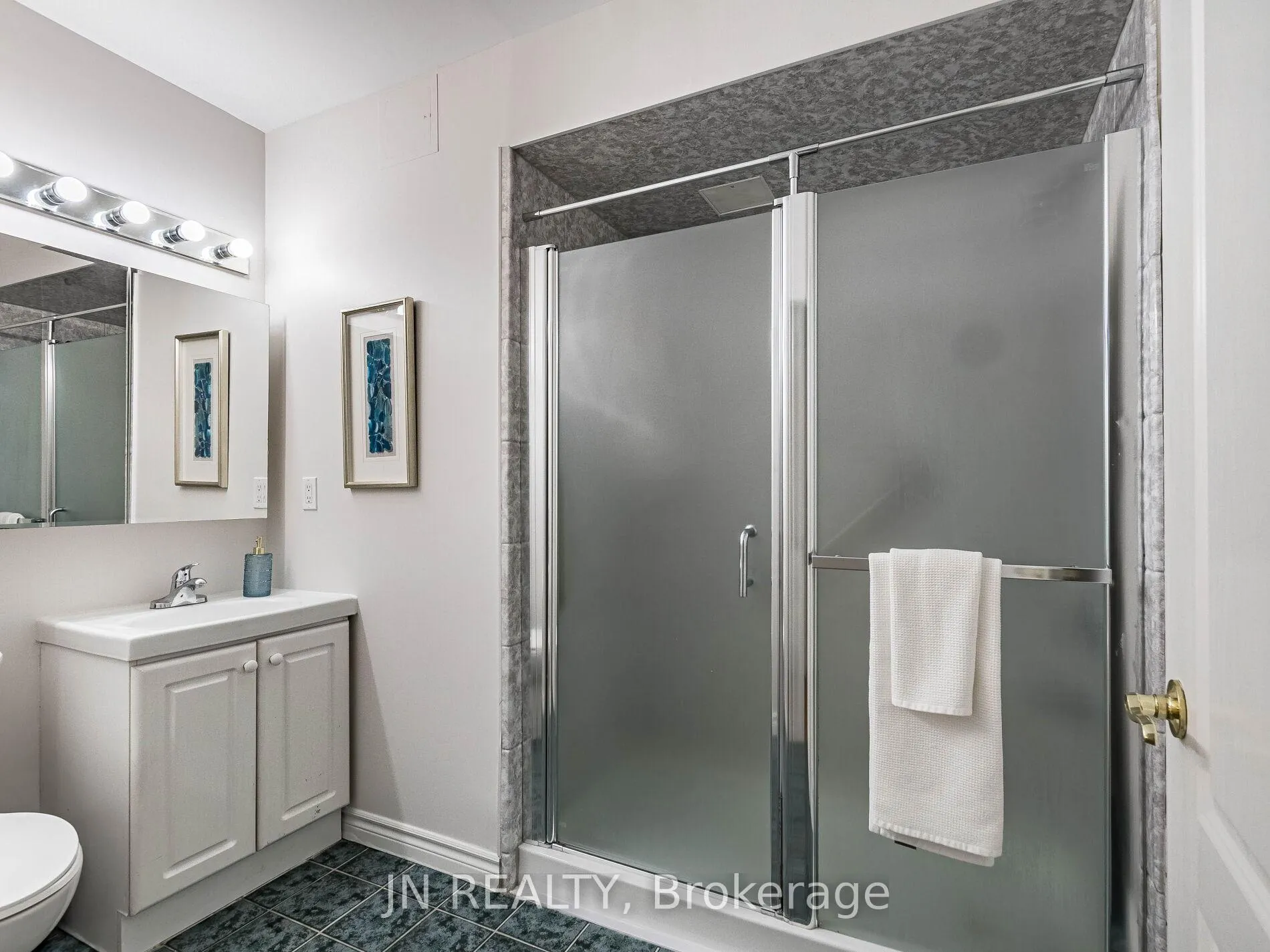 Photo 27 of Unit 109, 10 Dayspring Circle, Brampton, Goreway Drive Corridor — HOMEH