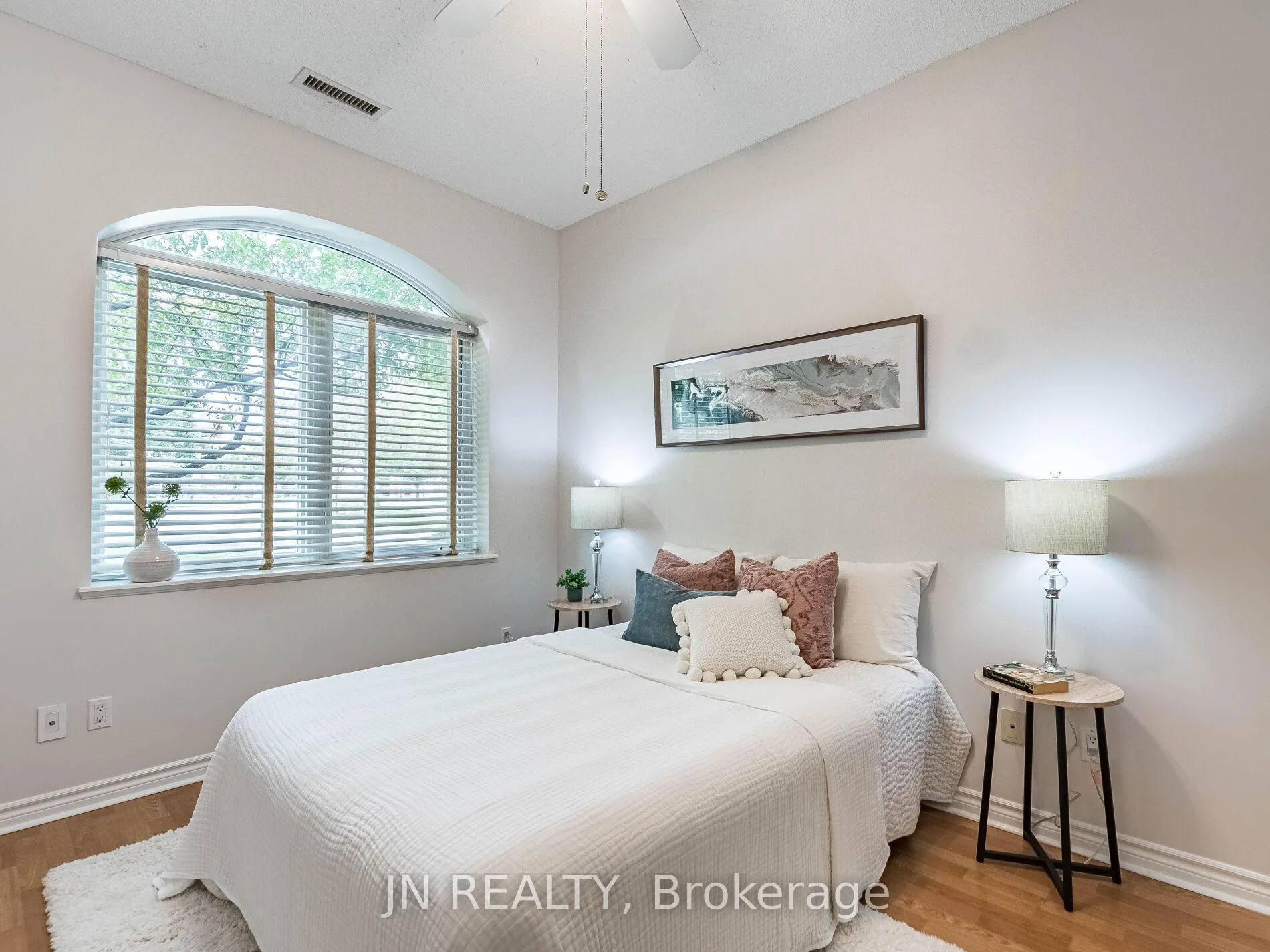 Photo 33 of Unit 109, 10 Dayspring Circle, Brampton, Goreway Drive Corridor — HOMEH