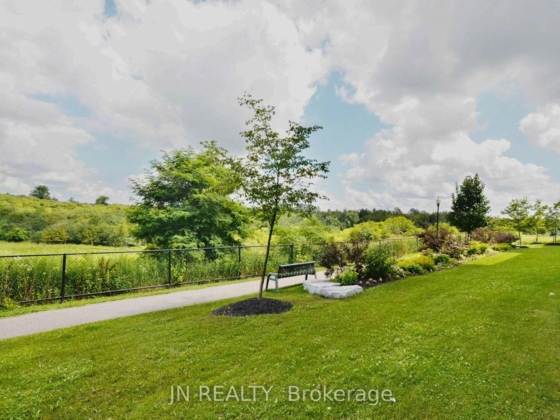 Photo 44 of Unit 109, 10 Dayspring Circle, Brampton, Goreway Drive Corridor — HOMEH