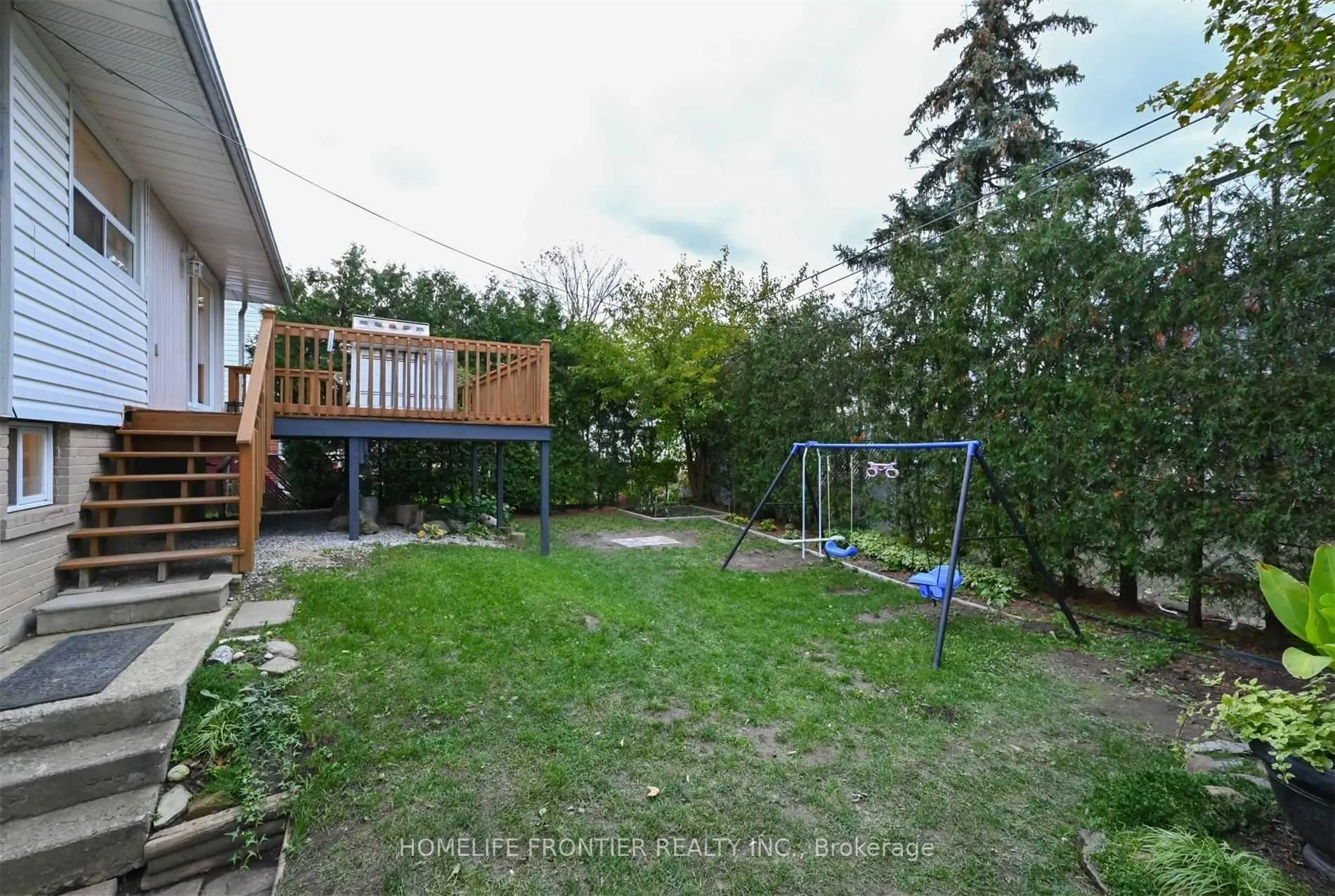 Photo 20 of 9 Avonmore Street, Brampton, Brampton East — HOMEH