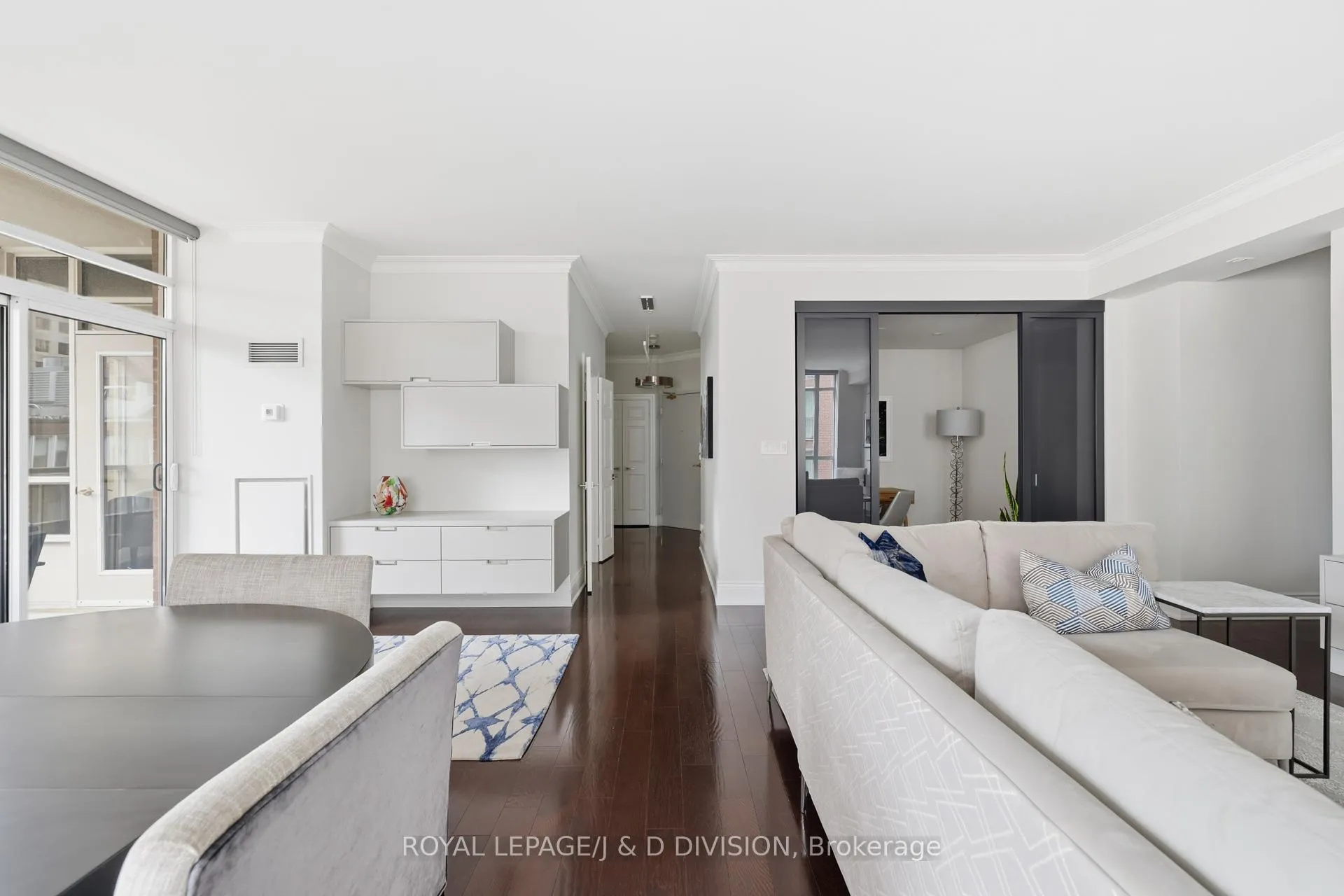 Photo 16 of Unit 401, 55 Delisle Avenue, Toronto, Yonge-St. Clair — HOMEH