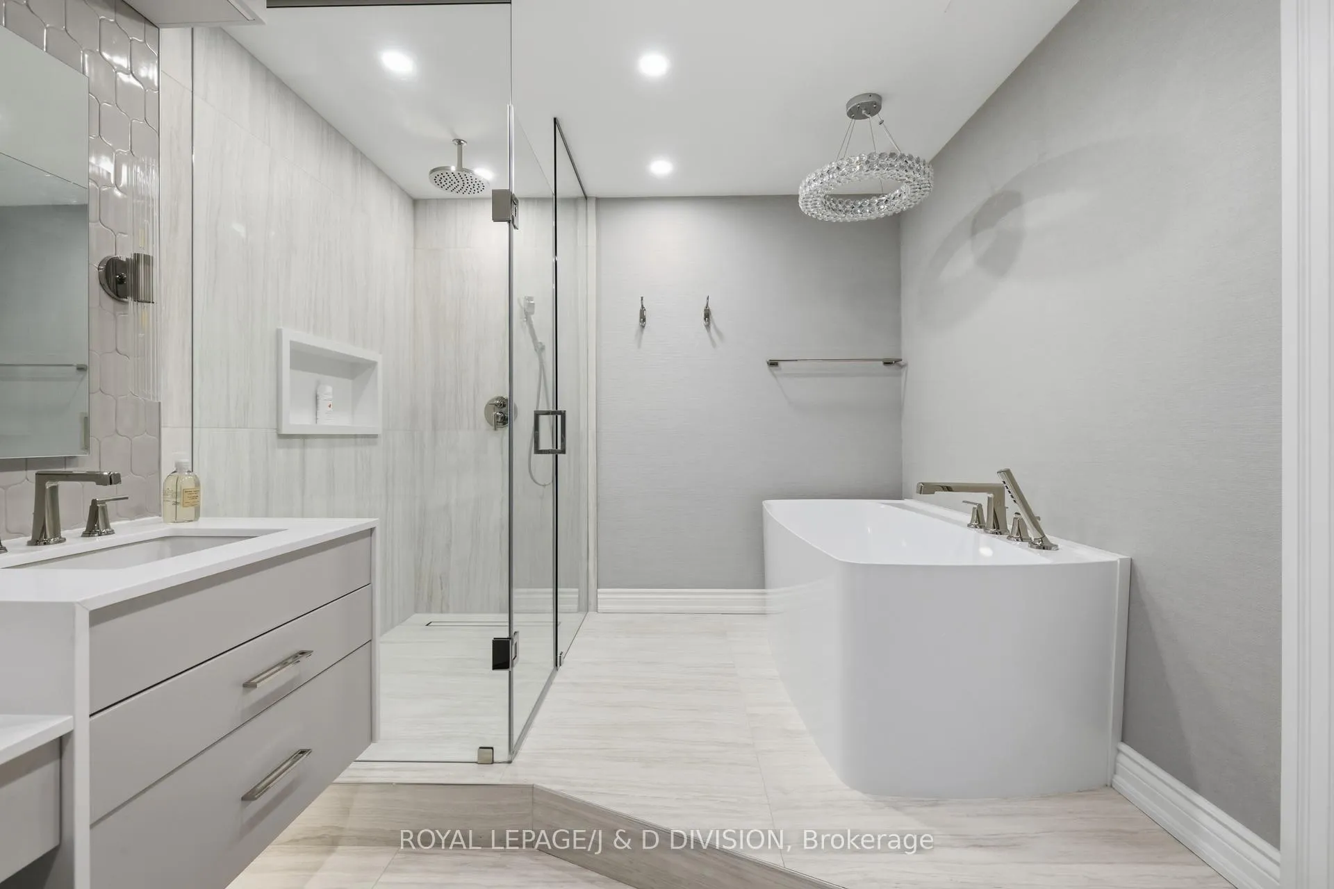 Photo 20 of Unit 401, 55 Delisle Avenue, Toronto, Yonge-St. Clair — HOMEH