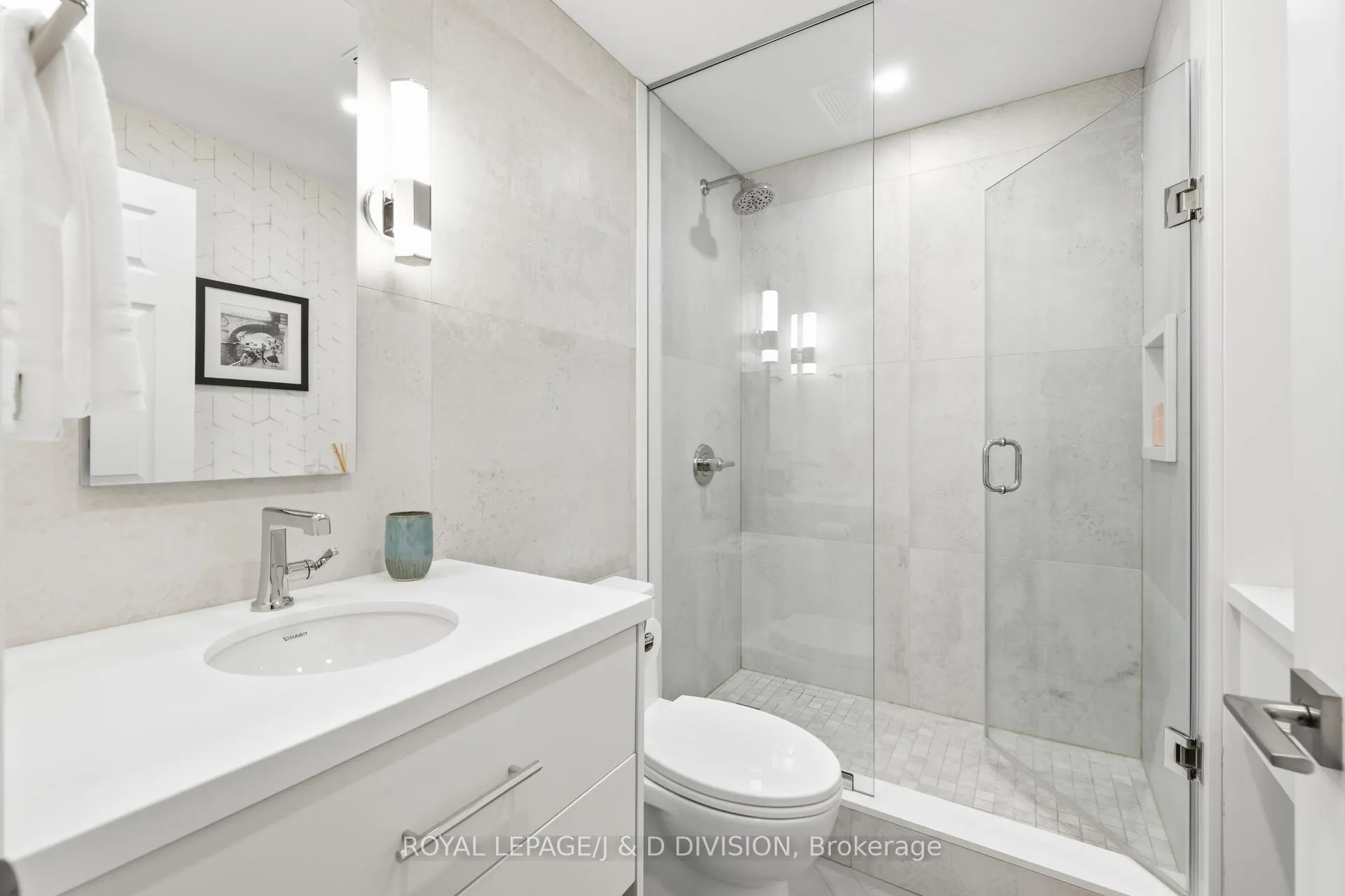 Photo 26 of Unit 401, 55 Delisle Avenue, Toronto, Yonge-St. Clair — HOMEH