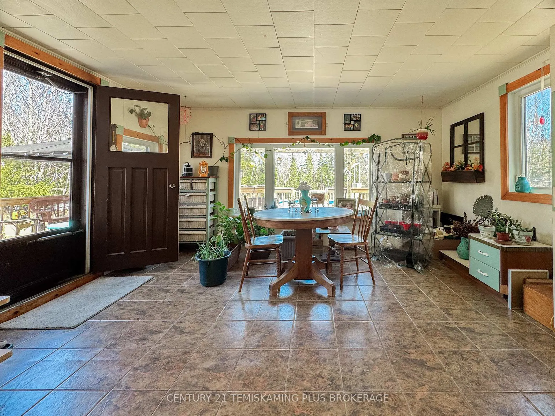 Photo 17 of 974641 567 Highway, Timiskaming, TIM - Outside - Rural — HOMEH