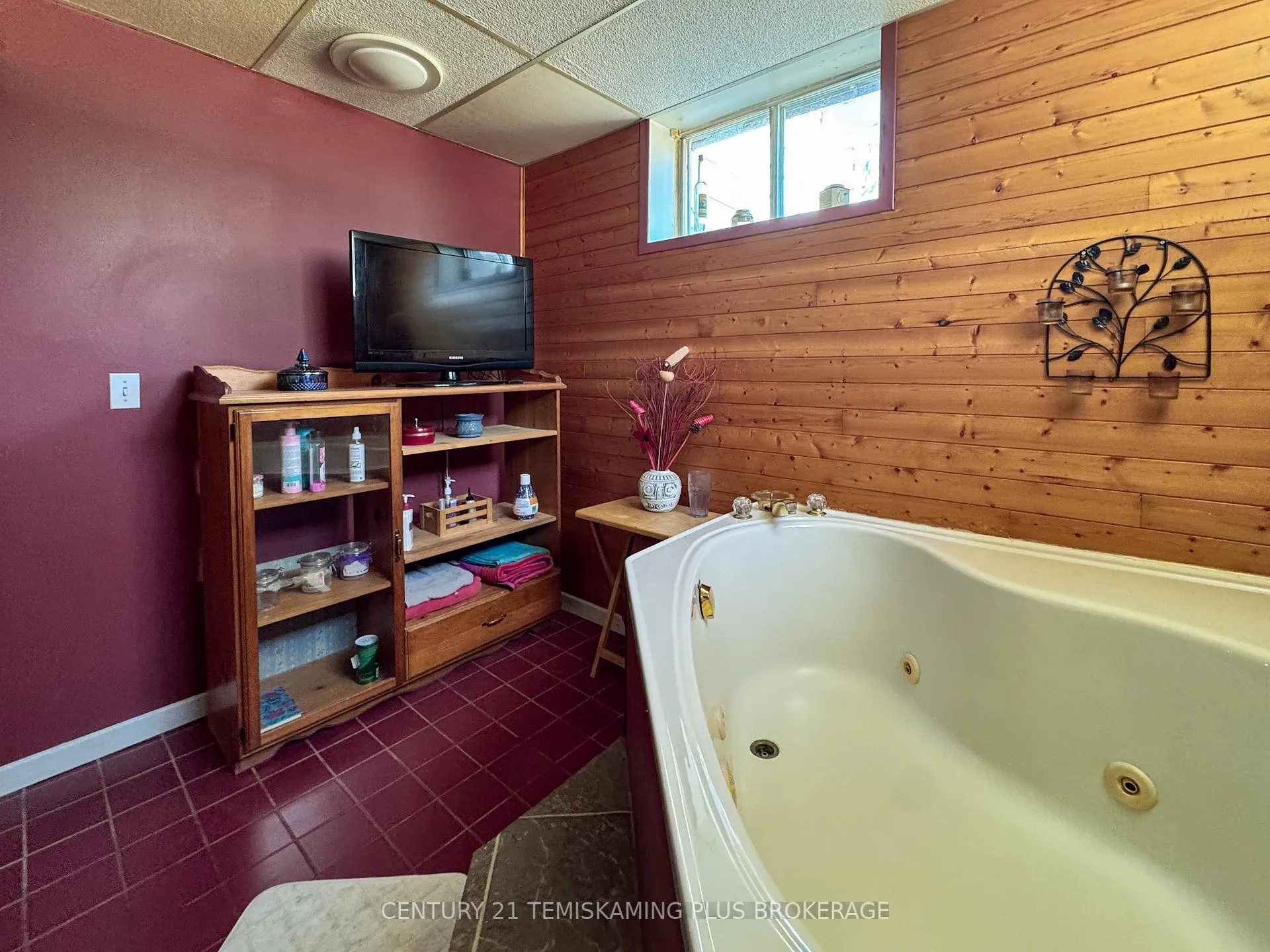 Photo 30 of 974641 567 Highway, Timiskaming, TIM - Outside - Rural — HOMEH