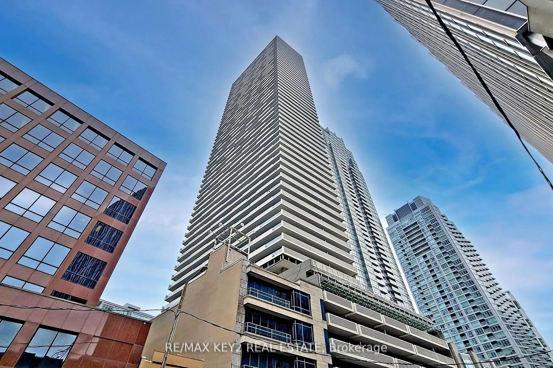 Photo 1 of Unit 4510, 2221 Yonge Street, Toronto, Mount Pleasant West — HOMEH