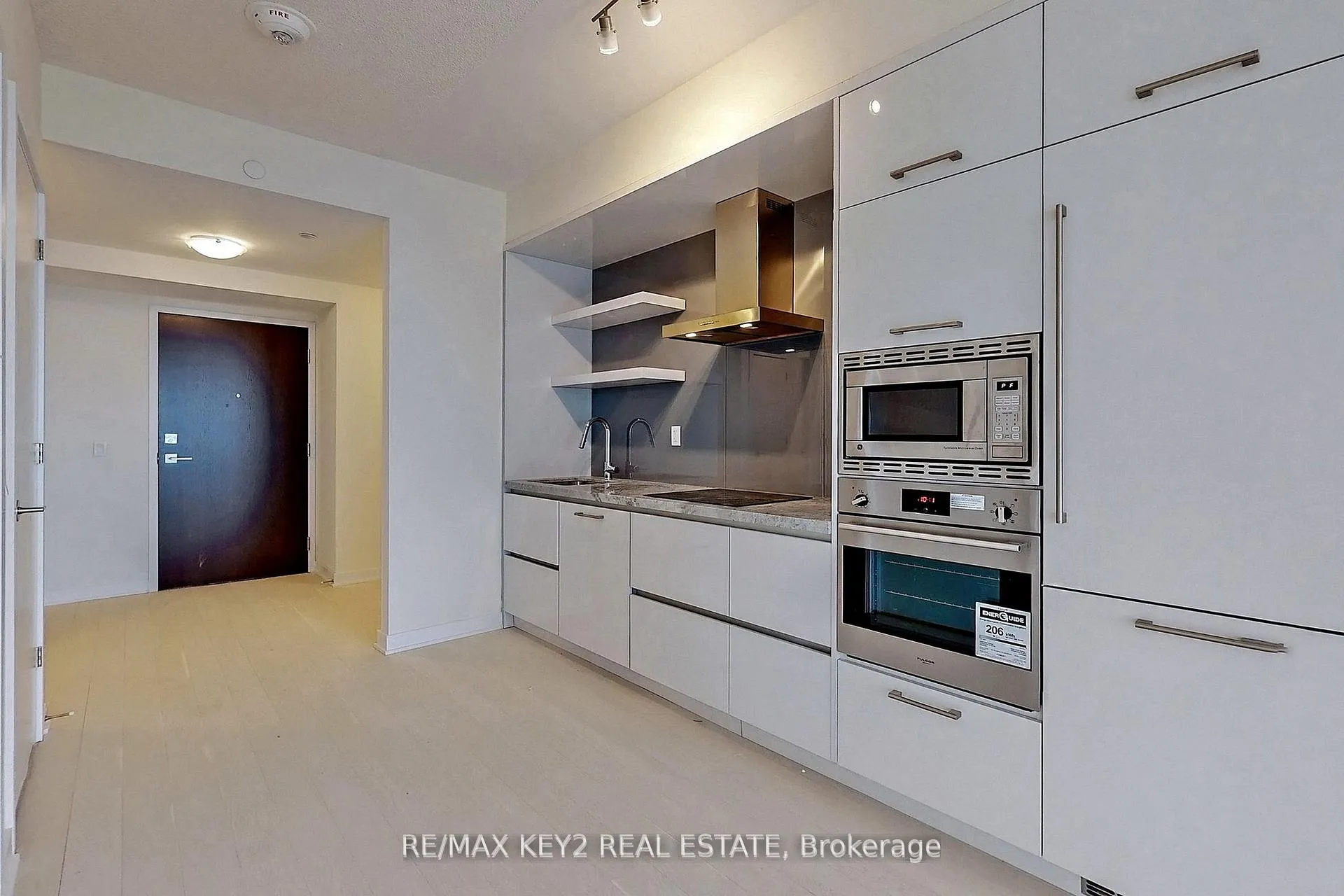 Photo 2 of Unit 4510, 2221 Yonge Street, Toronto, Mount Pleasant West — HOMEH