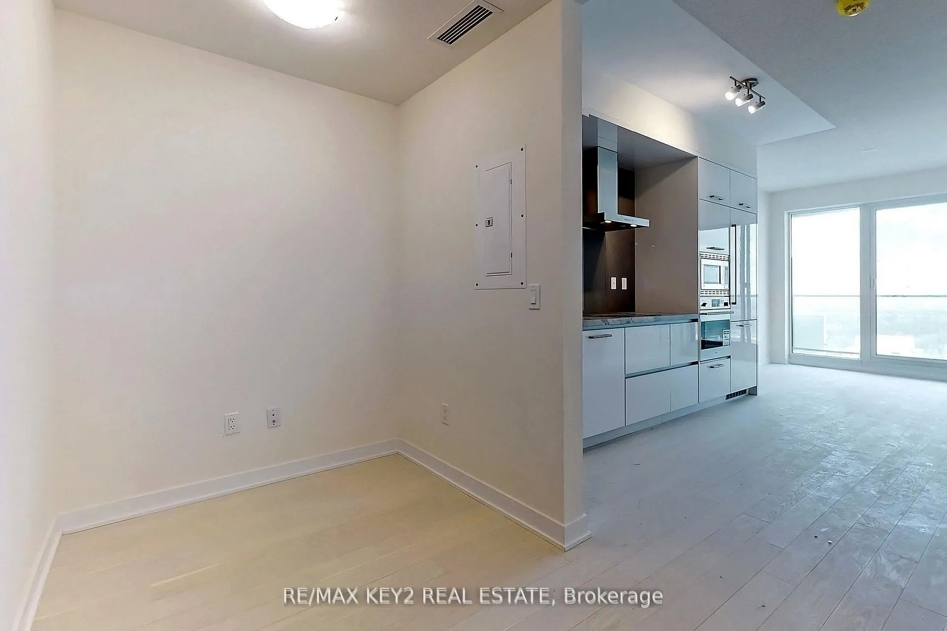 Photo 14 of Unit 4510, 2221 Yonge Street, Toronto, Mount Pleasant West — HOMEH