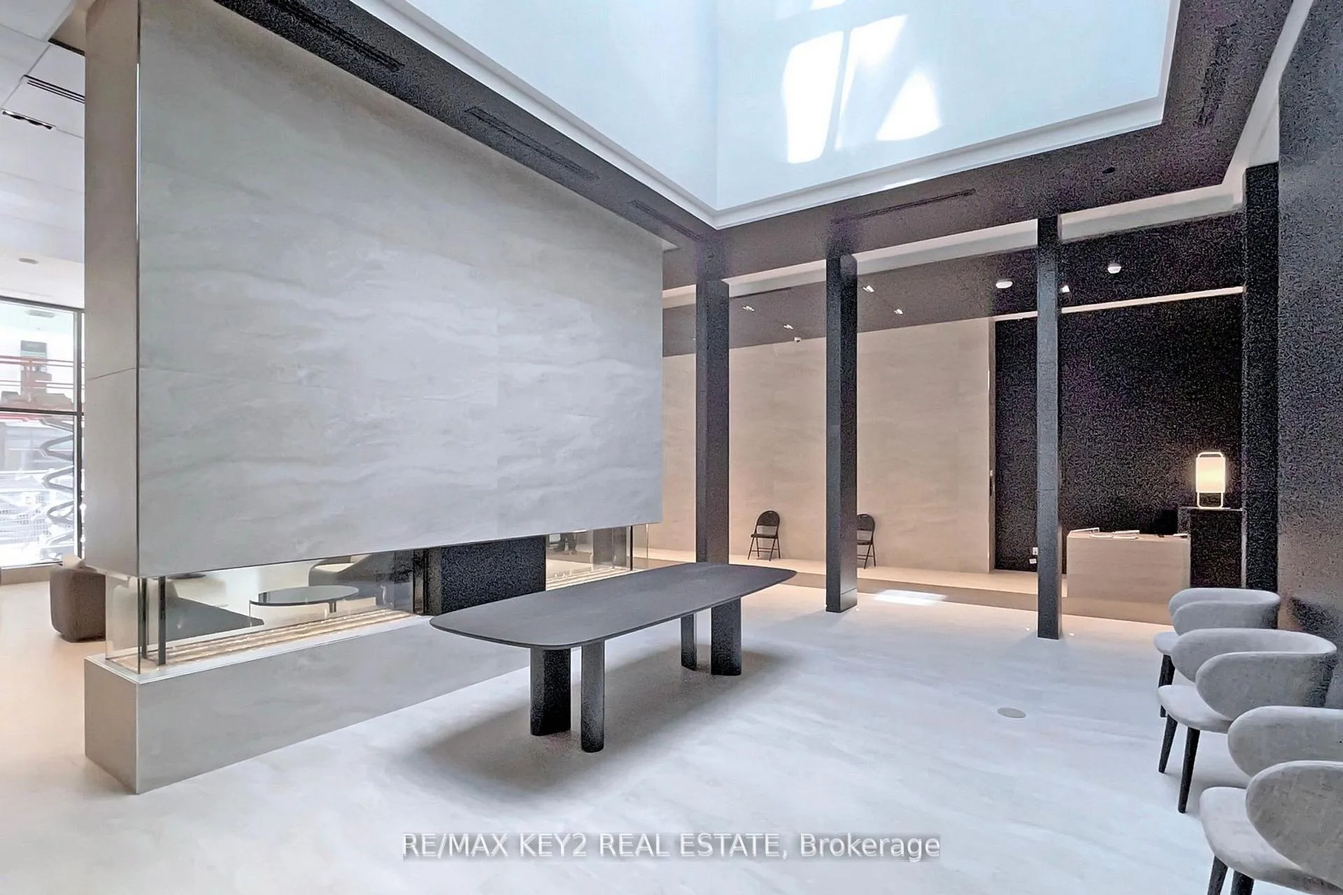 Photo 21 of Unit 4510, 2221 Yonge Street, Toronto, Mount Pleasant West — HOMEH