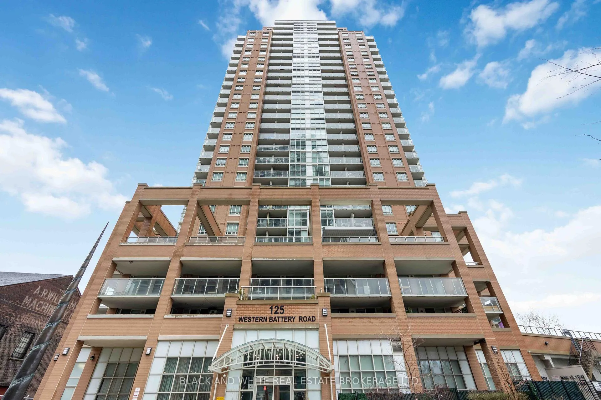 Front of Unit 2514, 125 Western Battery Road