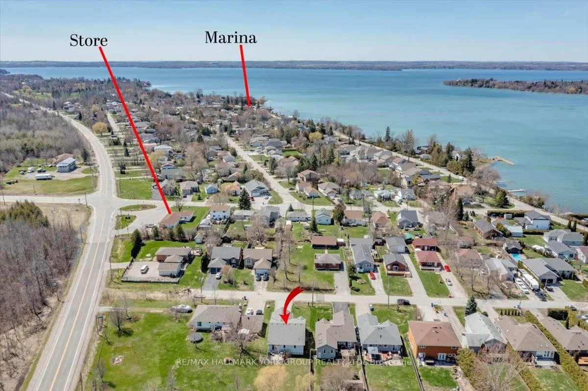 Photo 4 of 805 Poplar Avenue, Georgina, Historic Lakeshore Communities — HOMEH