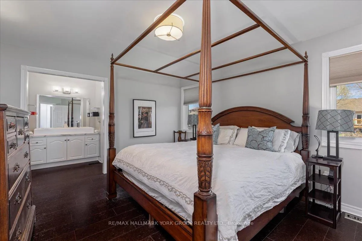 Photo 19 of 805 Poplar Avenue, Georgina, Historic Lakeshore Communities — HOMEH