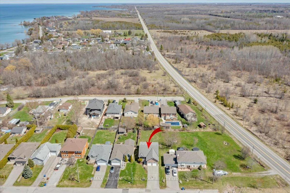 Photo 43 of 805 Poplar Avenue, Georgina, Historic Lakeshore Communities — HOMEH