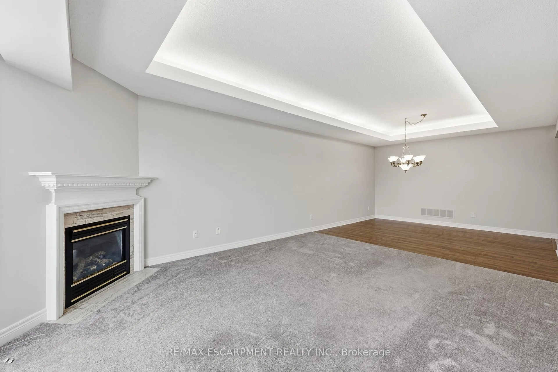 Photo 9 of Unit 302, 990 Golf Links Road, Hamilton, Meadowlands — HOMEH