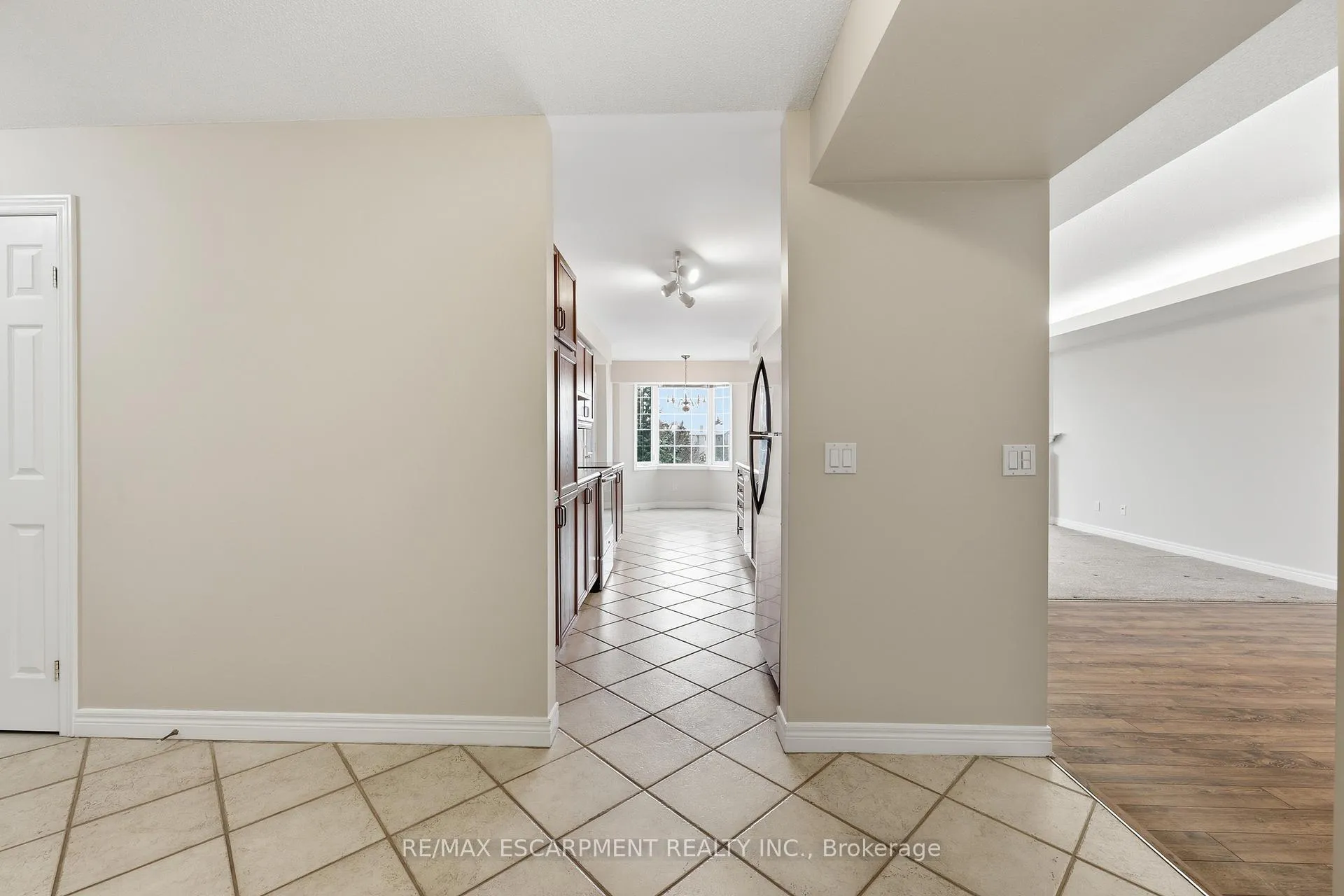 Photo 14 of Unit 302, 990 Golf Links Road, Hamilton, Meadowlands — HOMEH