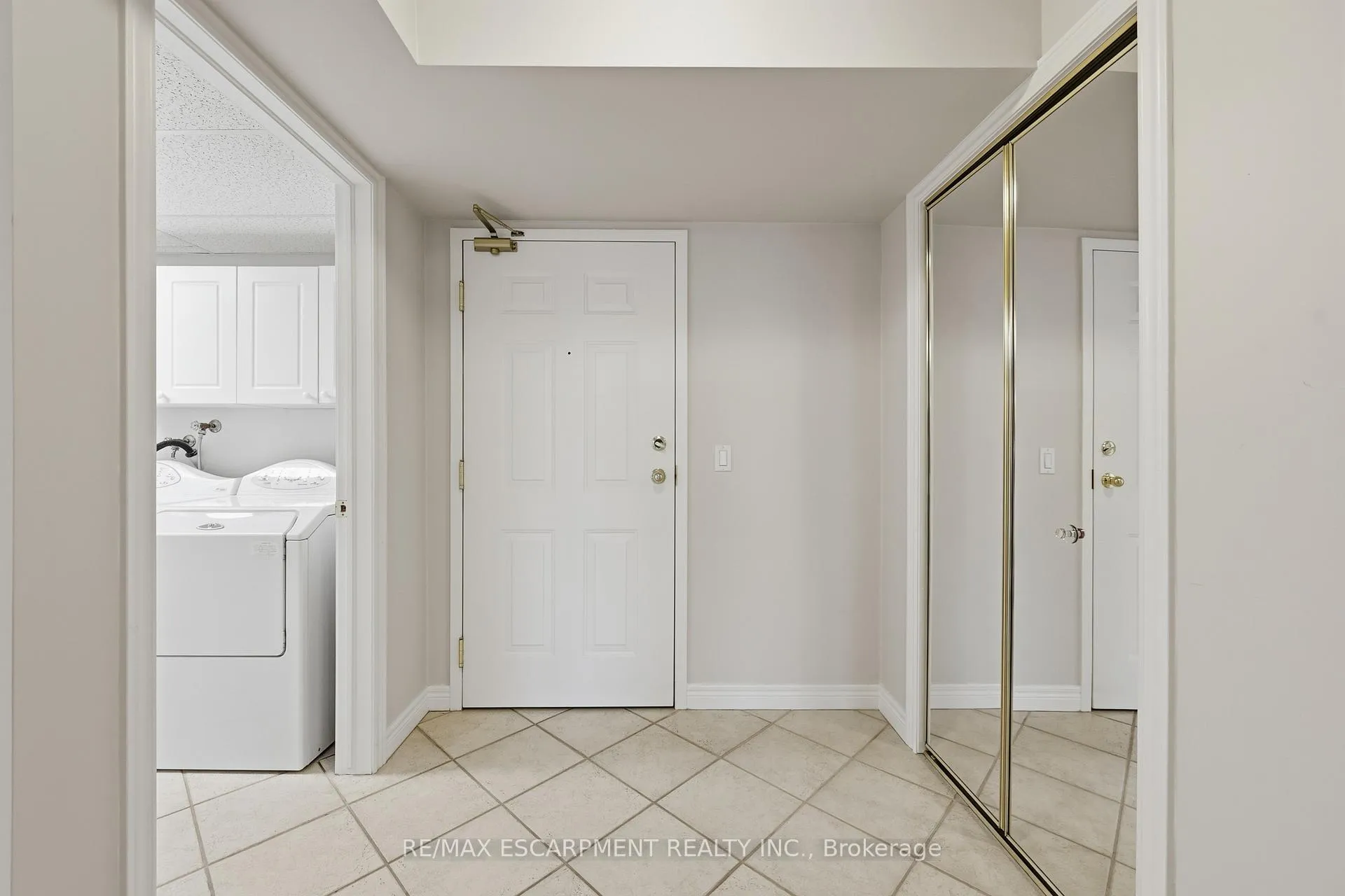 Photo 24 of Unit 302, 990 Golf Links Road, Hamilton, Meadowlands — HOMEH