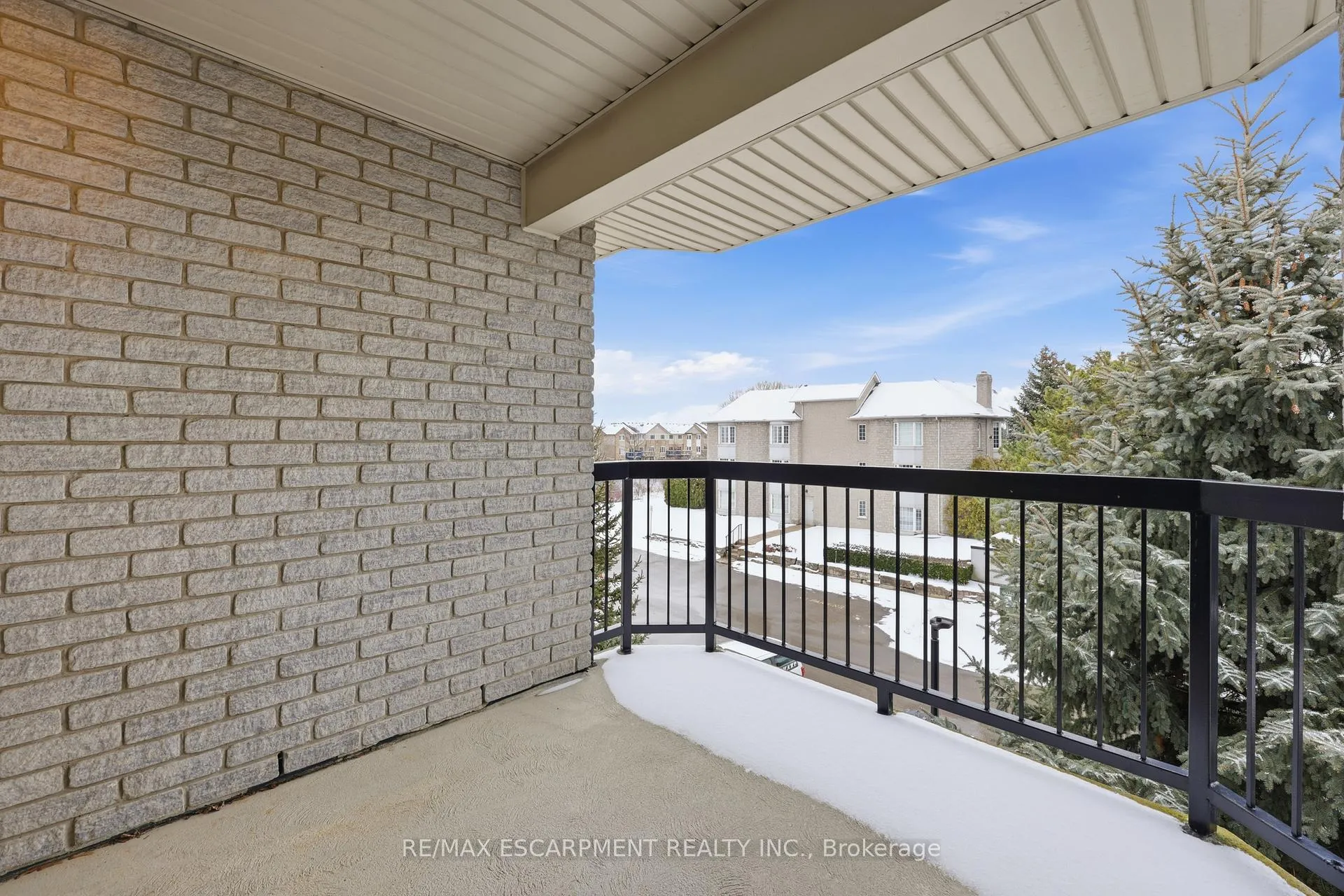 Photo 26 of Unit 302, 990 Golf Links Road, Hamilton, Meadowlands — HOMEH