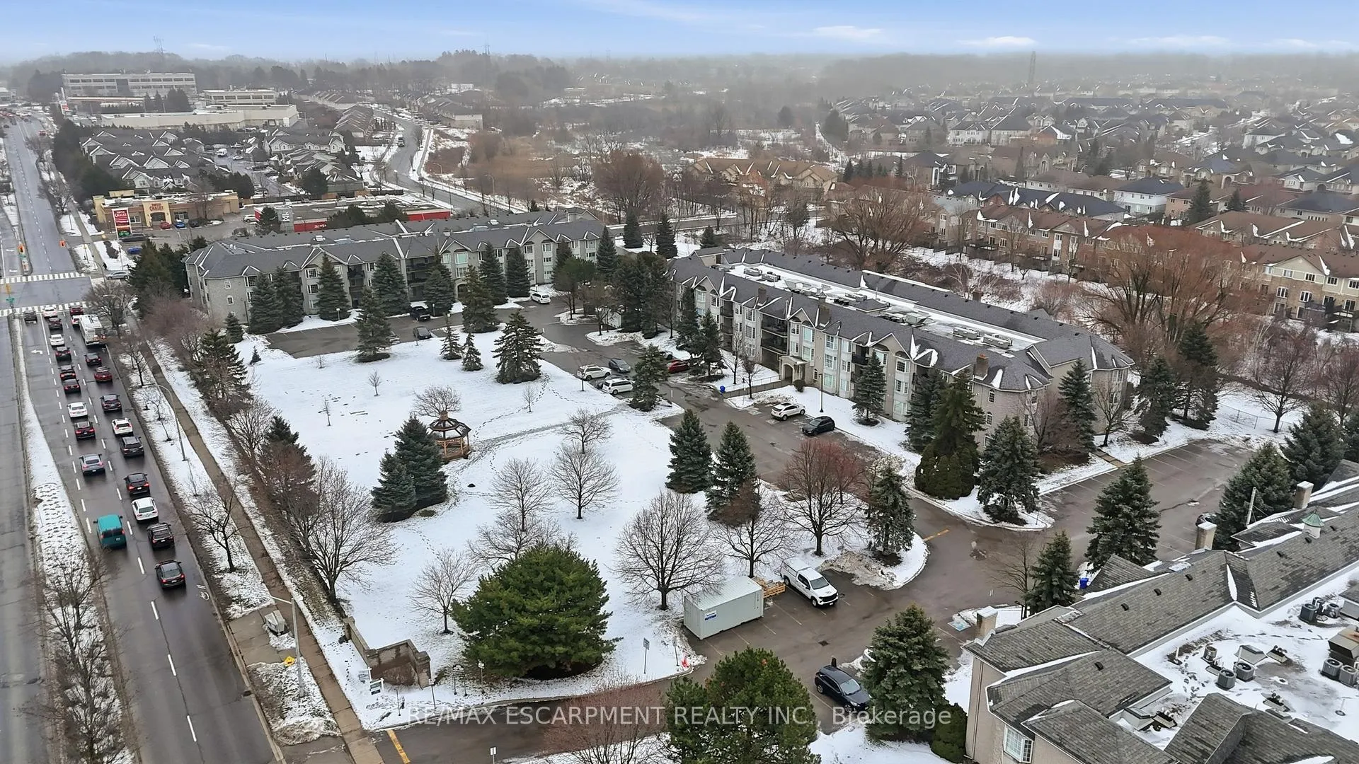 Photo 31 of Unit 302, 990 Golf Links Road, Hamilton, Meadowlands — HOMEH