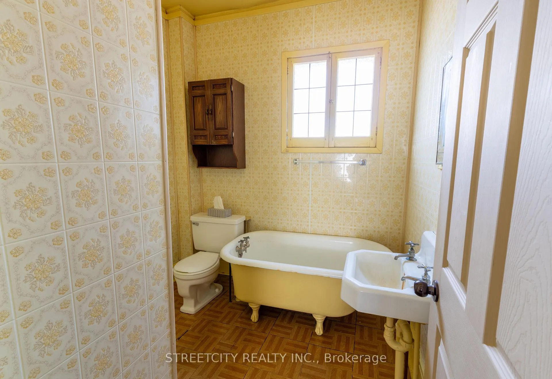 Photo 13 of 39 Fifth Avenue, St. Thomas — HOMEH