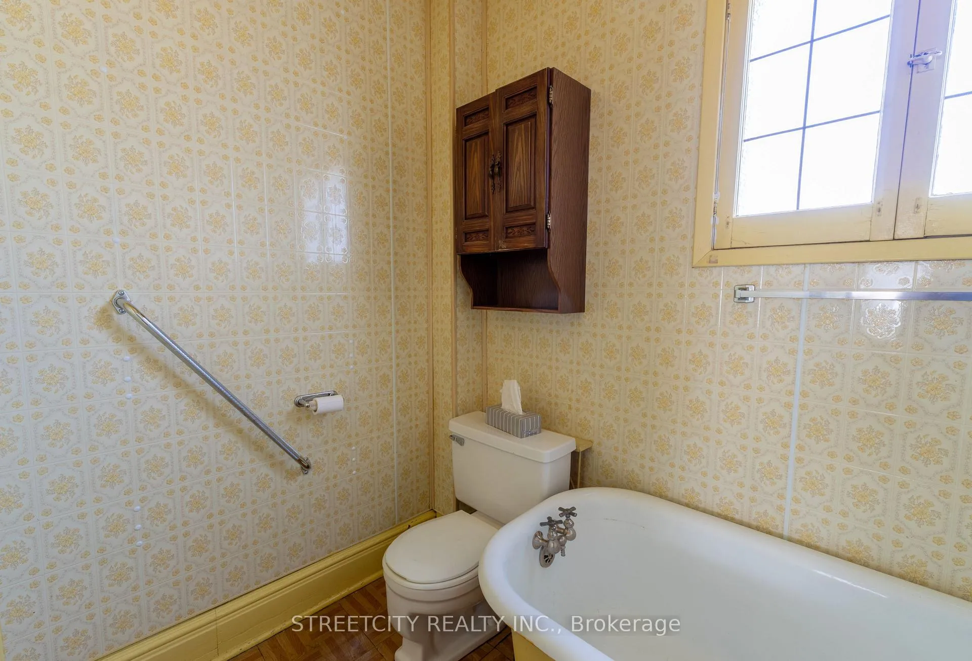Photo 14 of 39 Fifth Avenue, St. Thomas — HOMEH