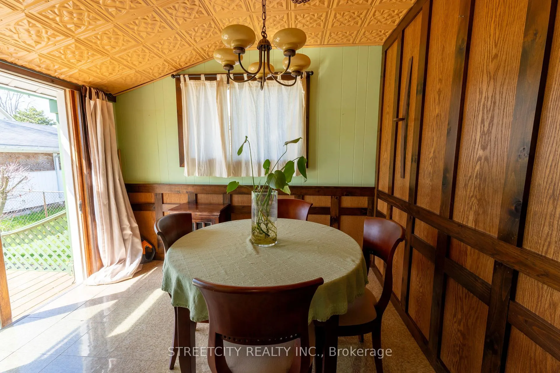 Photo 23 of 39 Fifth Avenue, St. Thomas — HOMEH