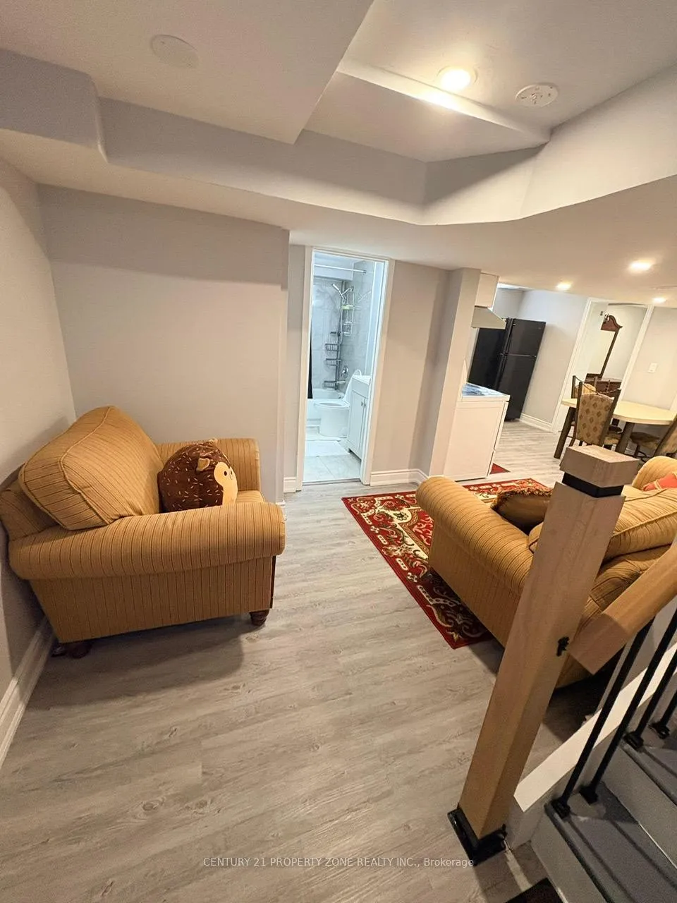 Photo 3 of 2 Cortez Court, Brampton, Northwood Park — HOMEH