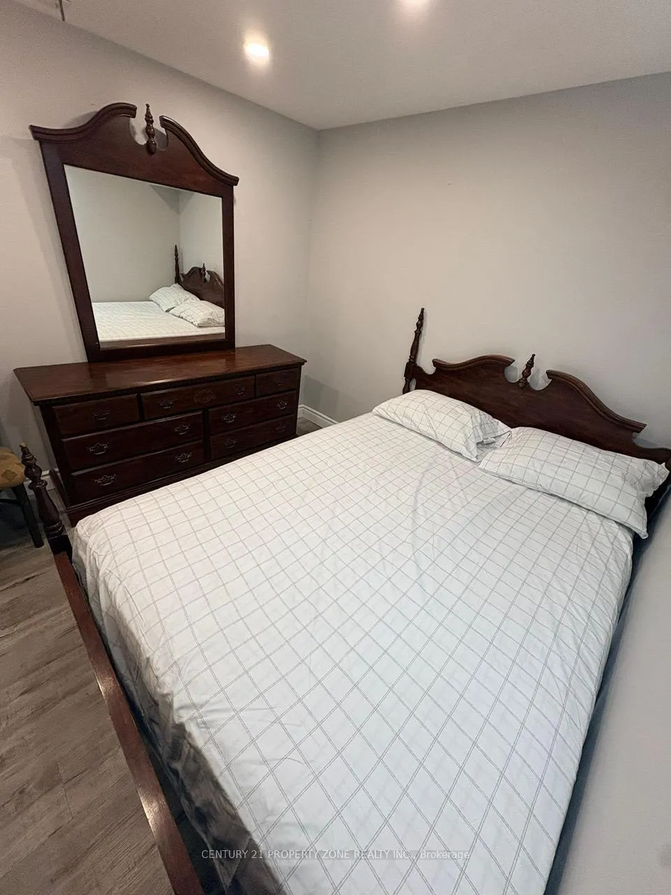 Photo 8 of 2 Cortez Court, Brampton, Northwood Park — HOMEH