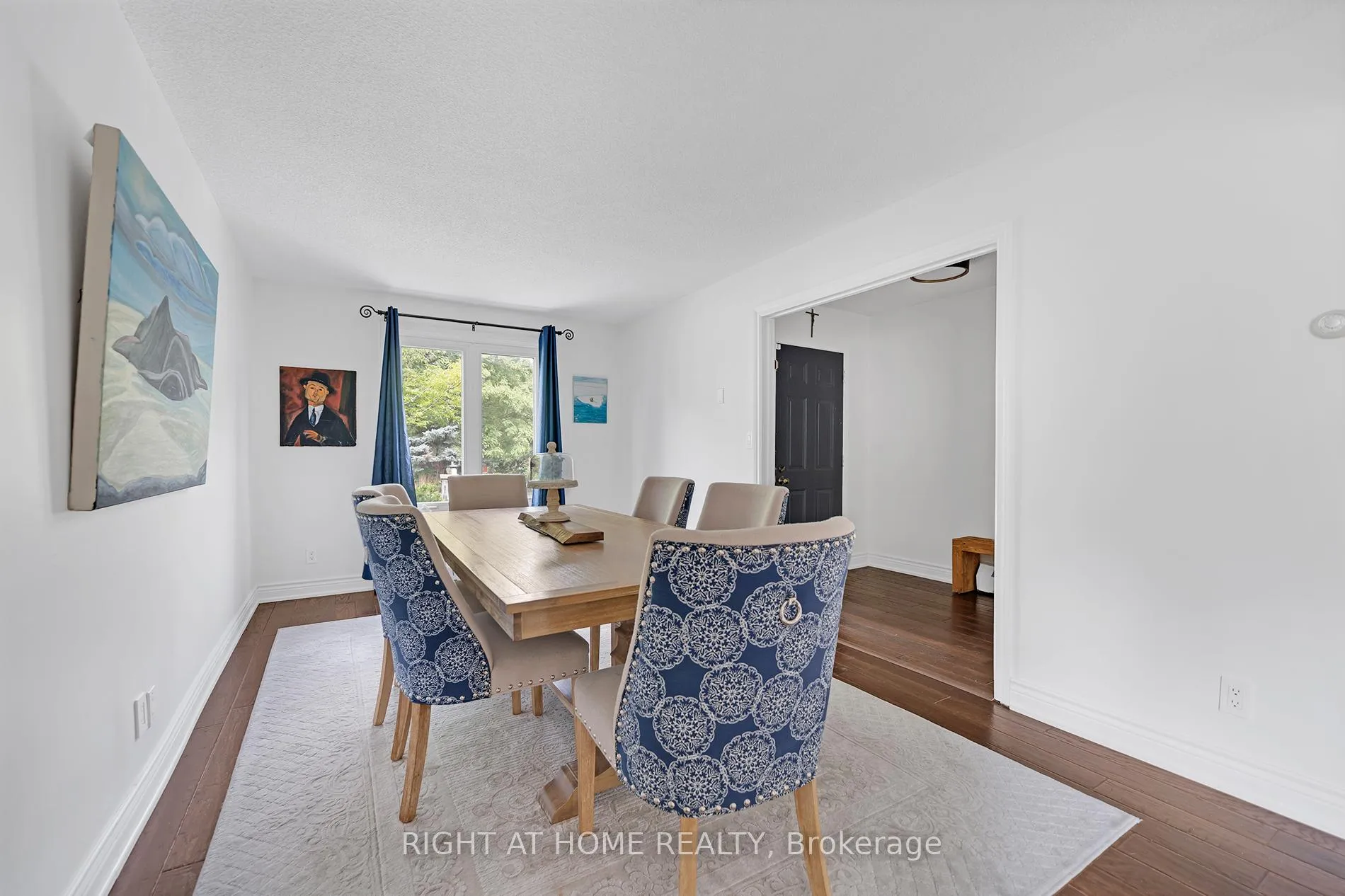 Photo 11 of 361 Hickling Trail, Barrie, Grove East — HOMEH