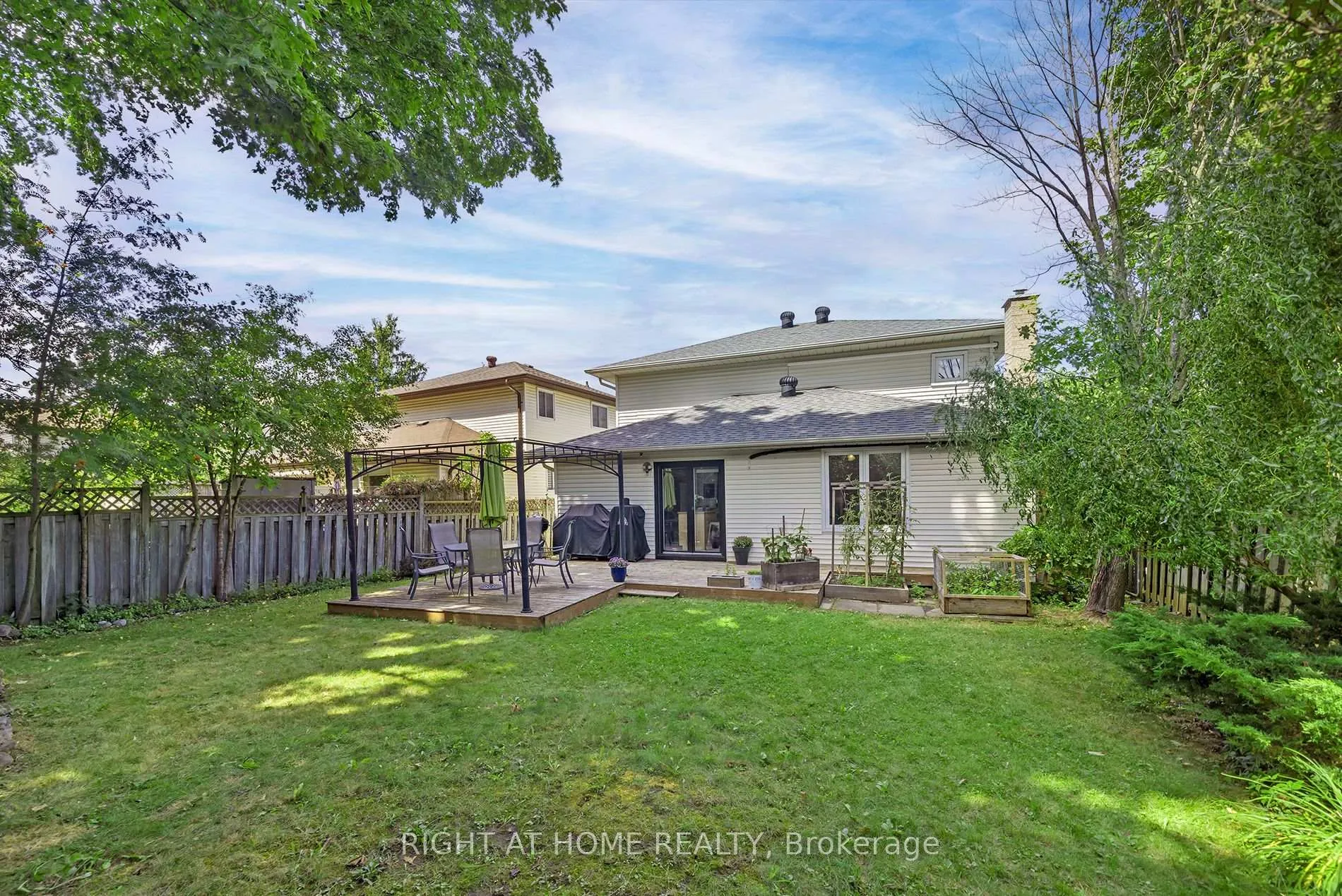 Photo 43 of 361 Hickling Trail, Barrie, Grove East — HOMEH