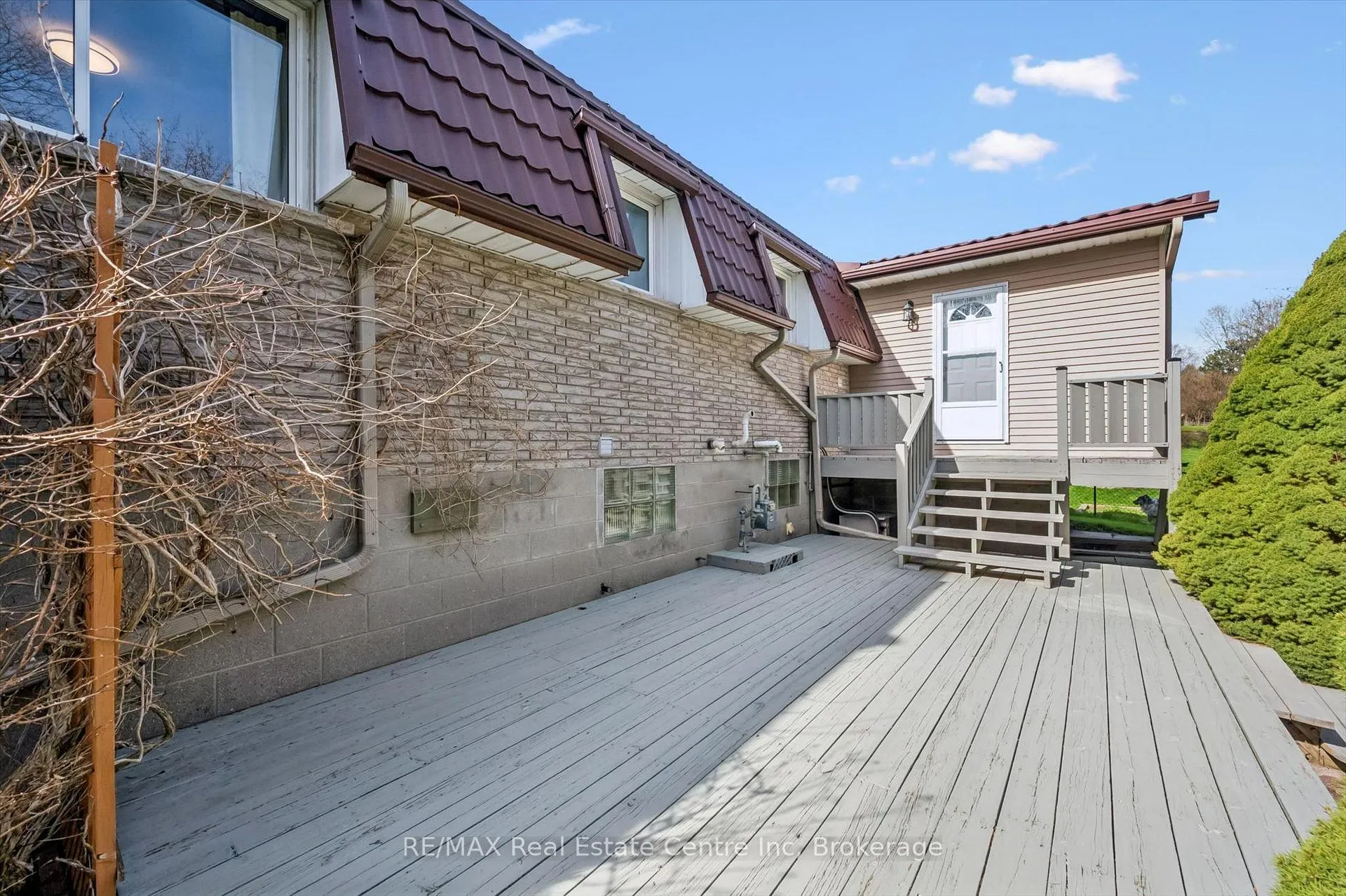 Photo 21 of 2 Hamilton Drive, Guelph/Eramosa, Rural Guelph/Eramosa East — HOMEH