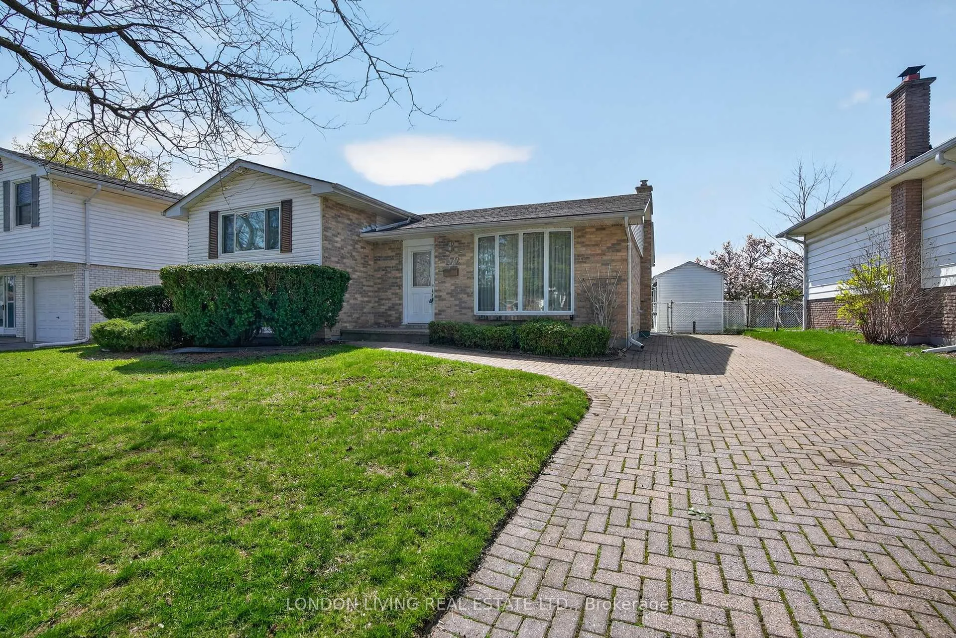 Photo 1 of 172 Meridene Crescent W, London, North G — HOMEH