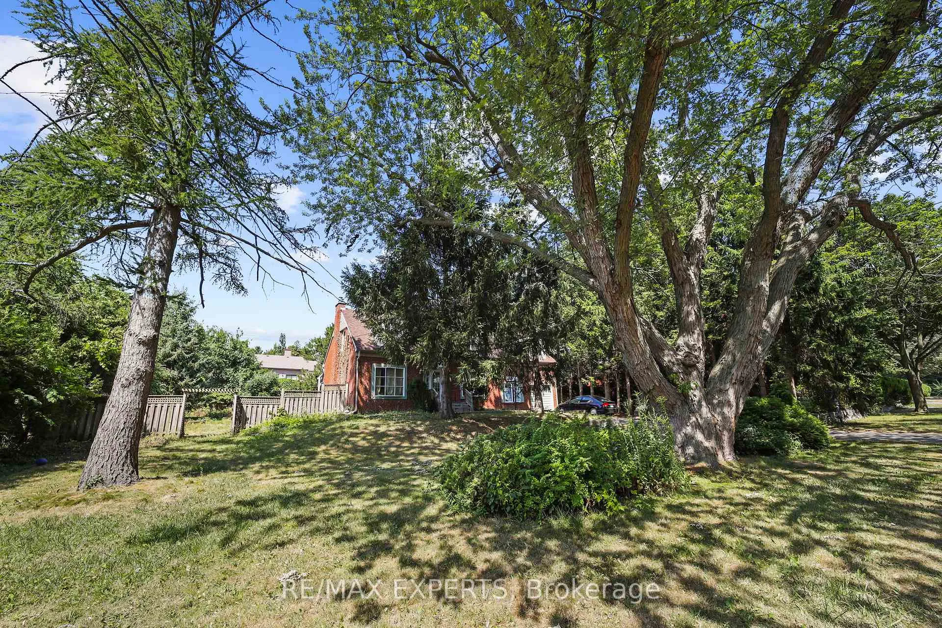 Photo 24 of 16 Bellehaven Crescent, Scarborough, Scarborough Village — HOMEH
