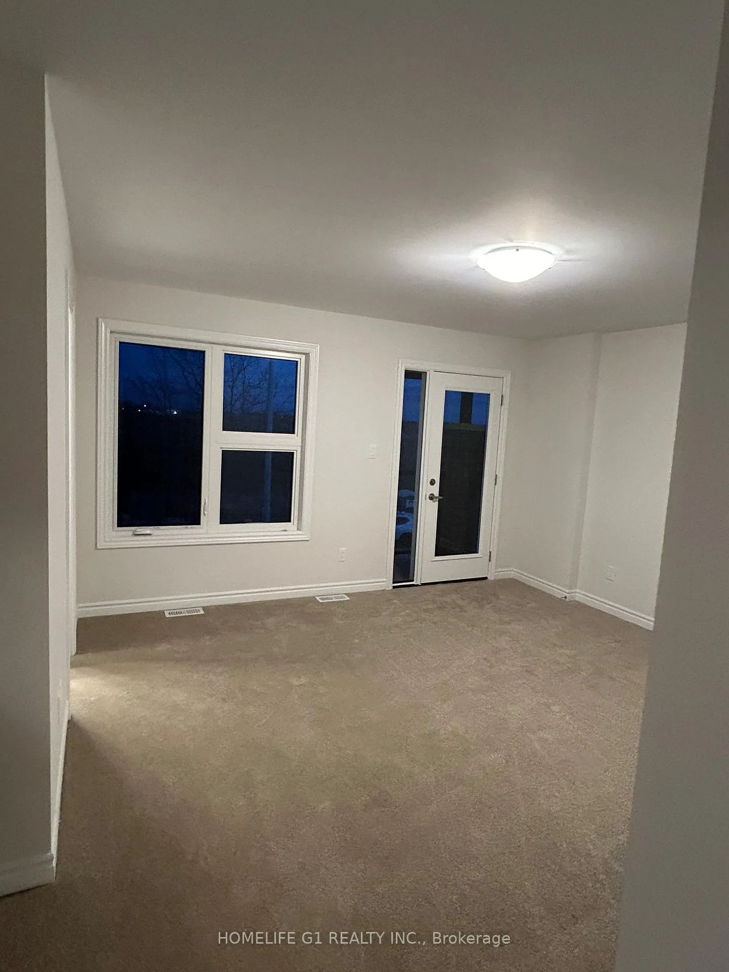 Photo 4 of 58 Bradley Avenue, Welland, Lincoln/Crowland — HOMEH