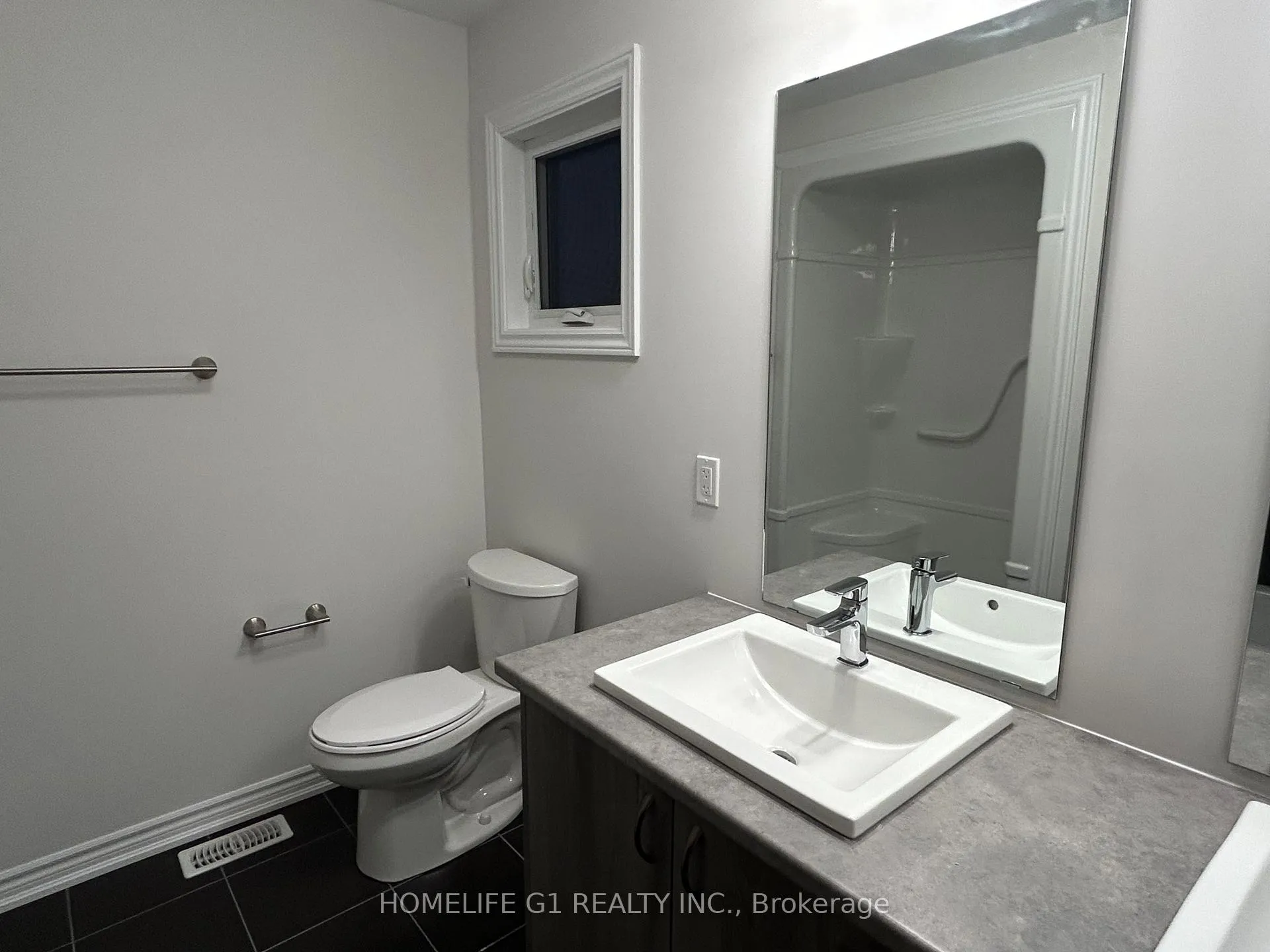 Photo 6 of 58 Bradley Avenue, Welland, Lincoln/Crowland — HOMEH