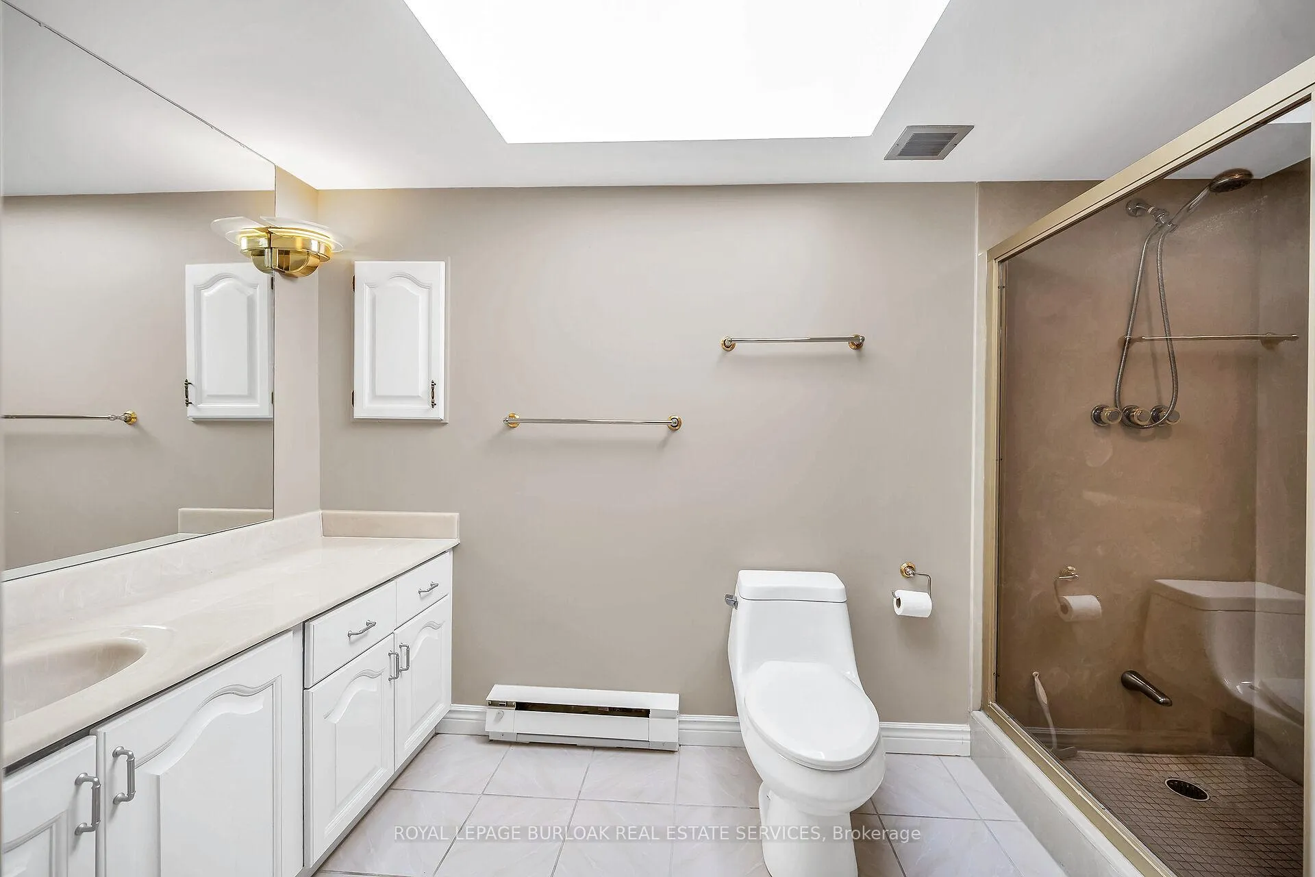 Photo 22 of Unit PH1, 150 Wilson Street W, Hamilton, Ancaster — HOMEH