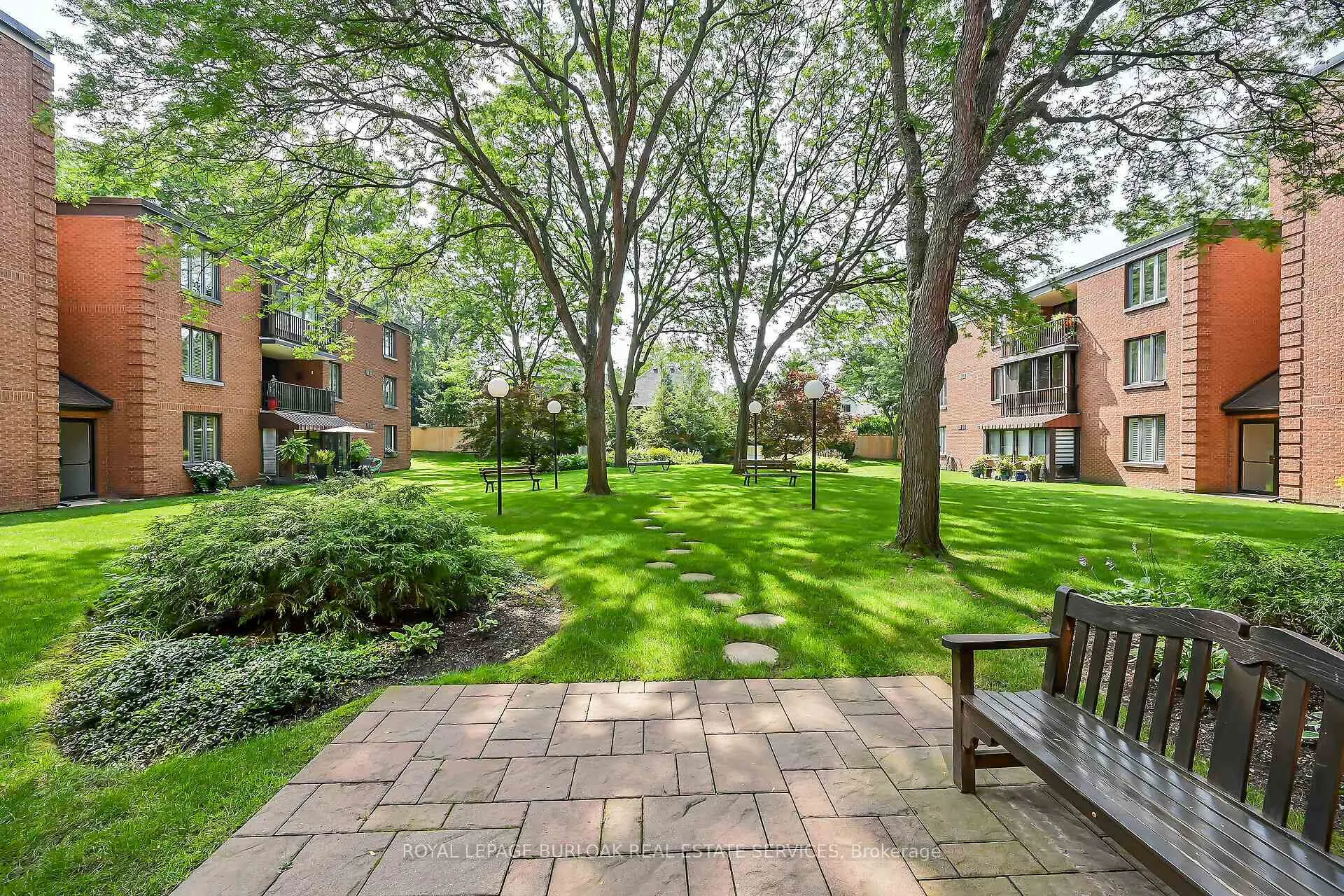 Photo 38 of Unit PH1, 150 Wilson Street W, Hamilton, Ancaster — HOMEH