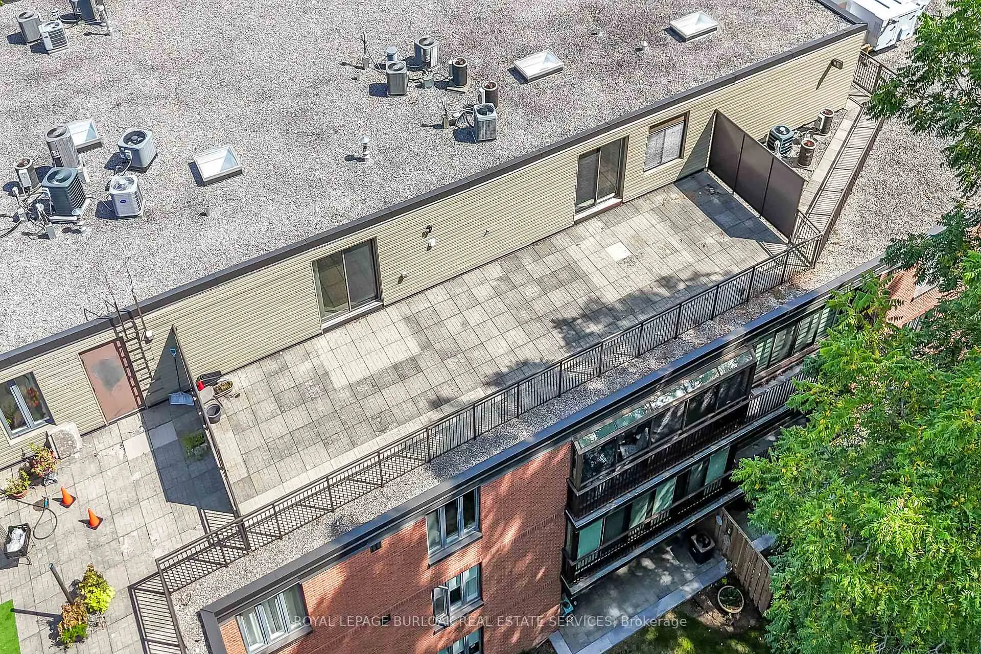 Photo 46 of Unit PH1, 150 Wilson Street W, Hamilton, Ancaster — HOMEH
