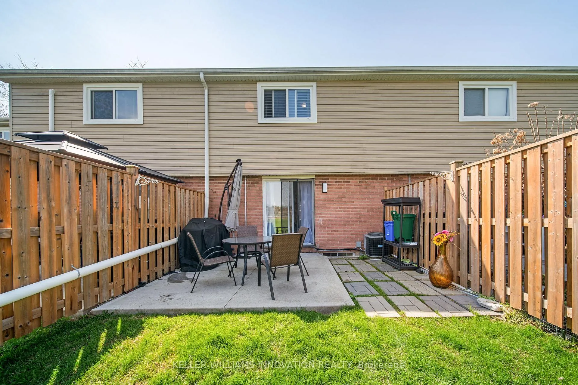 Photo 35 of Unit 20, 160 Rittenhouse Road, Kitchener, Country Hills West — HOMEH