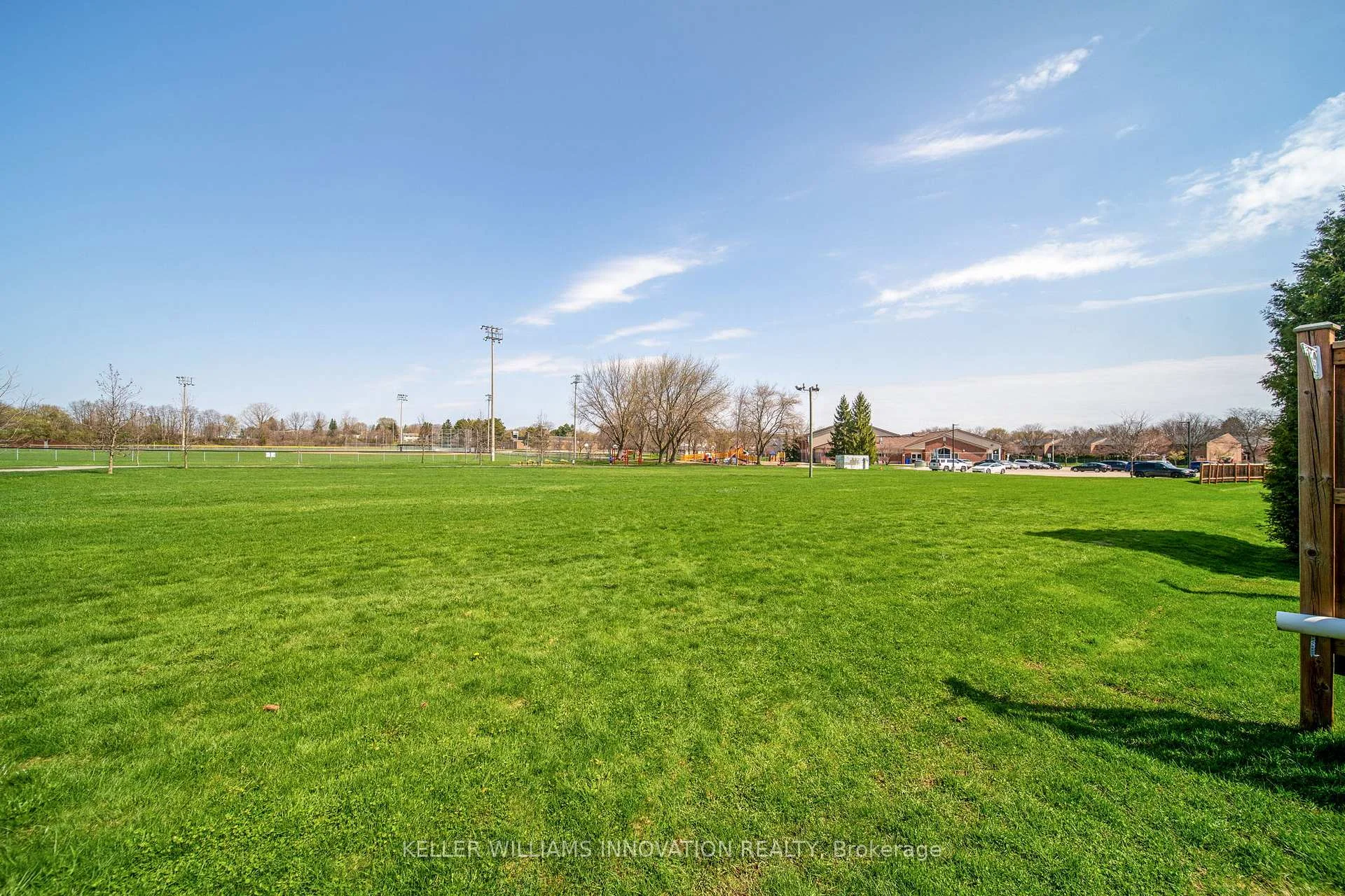 Photo 2 of Unit 20, 160 Rittenhouse Road, Kitchener, Country Hills West — HOMEH