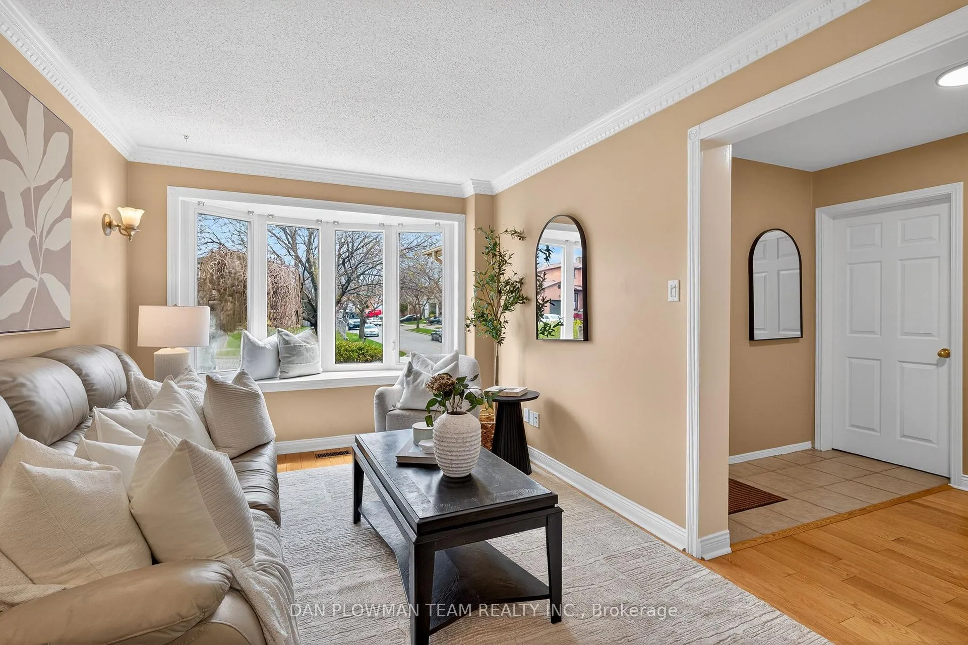 Photo 7 of 15 Gardiner Drive, Ajax, Central — HOMEH