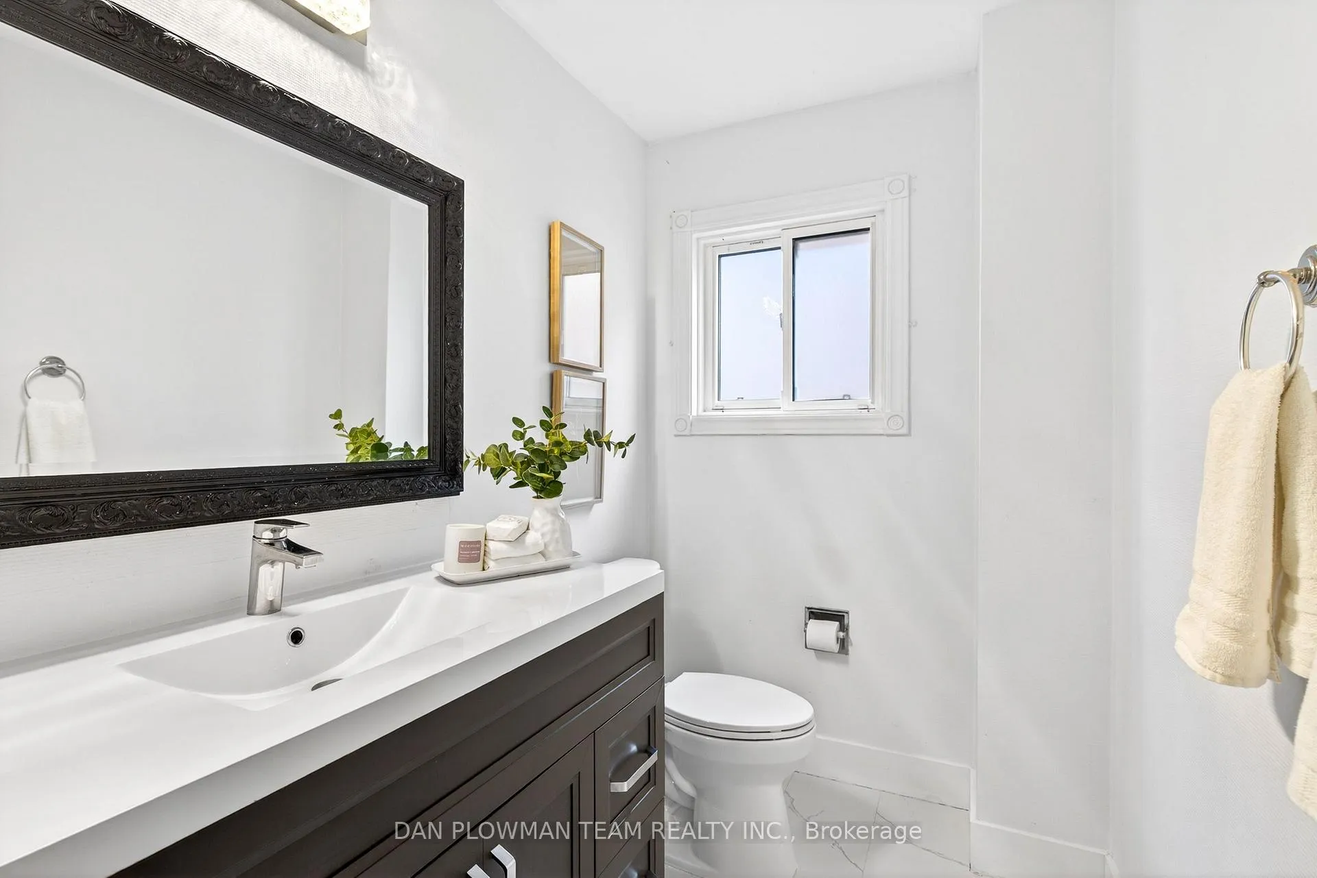 Photo 20 of 15 Gardiner Drive, Ajax, Central — HOMEH