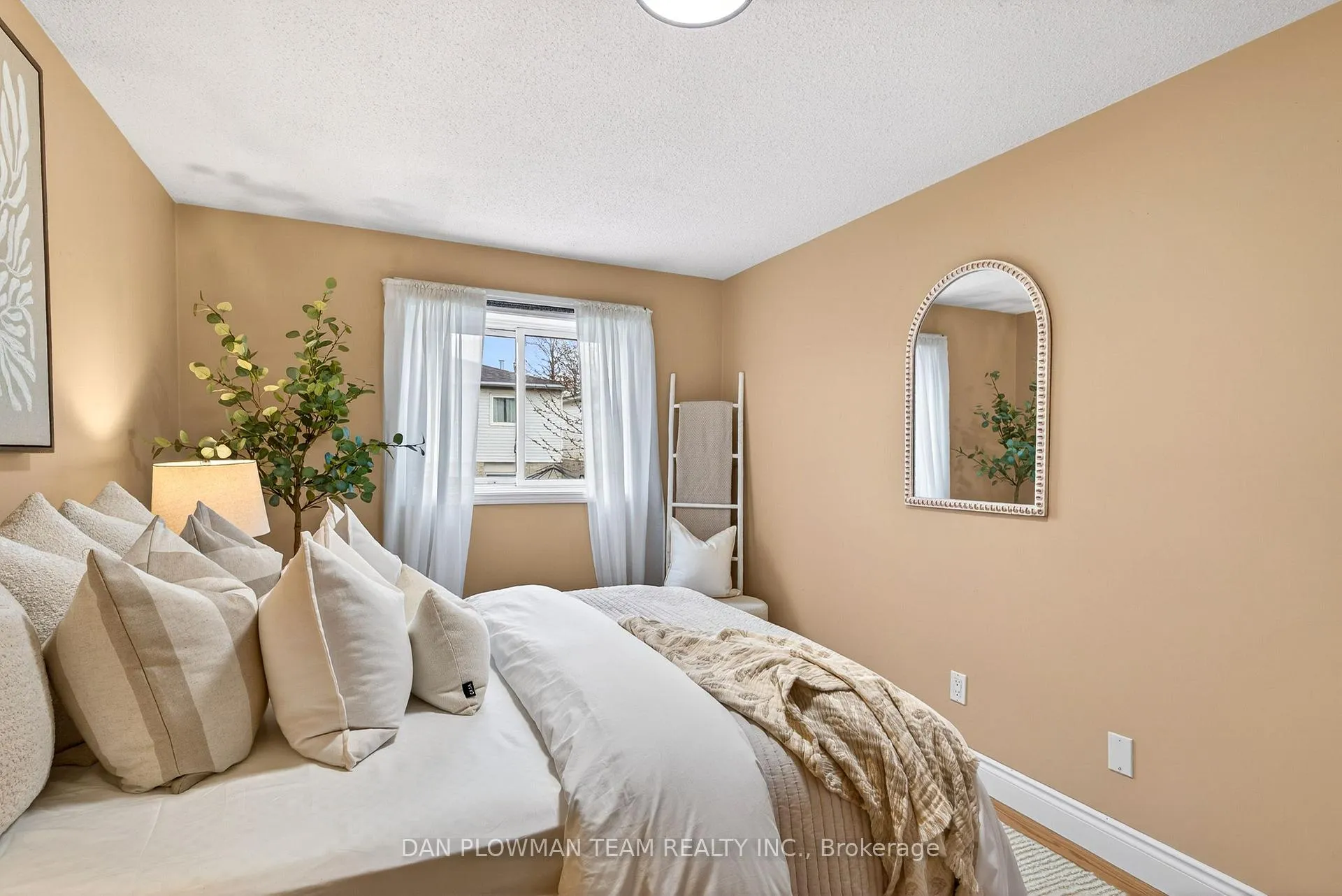 Photo 29 of 15 Gardiner Drive, Ajax, Central — HOMEH