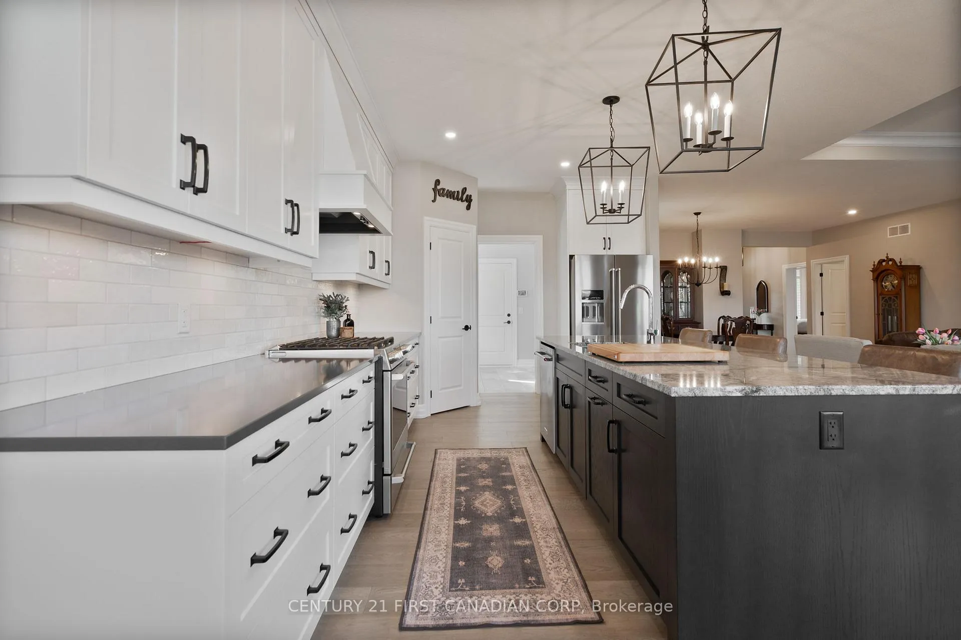 Photo 5 of 2012 Lockwood Crescent, Strathroy-Caradoc, Mount Brydges — HOMEH